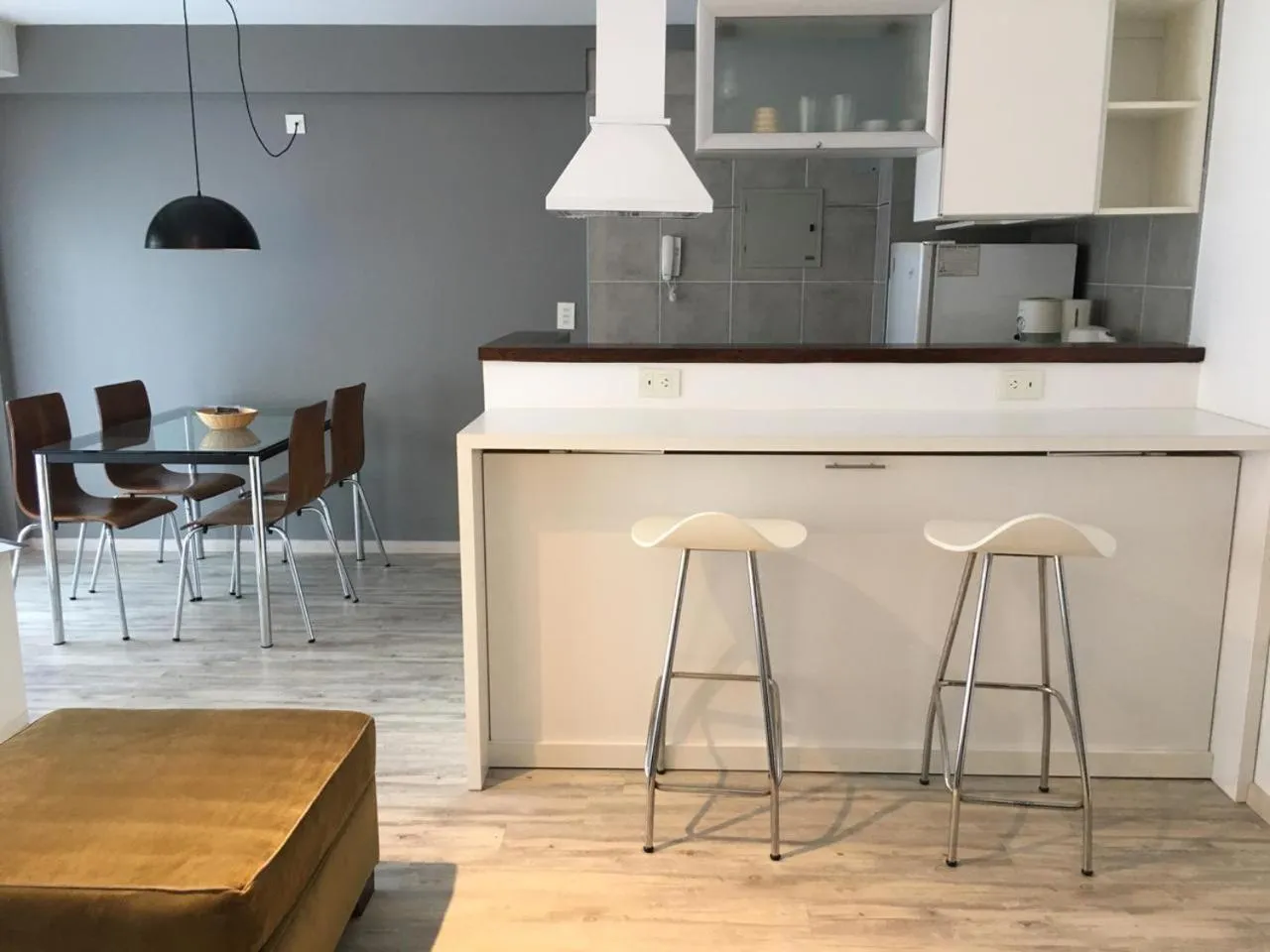 Kitchen or kitchenette in Color Botánico