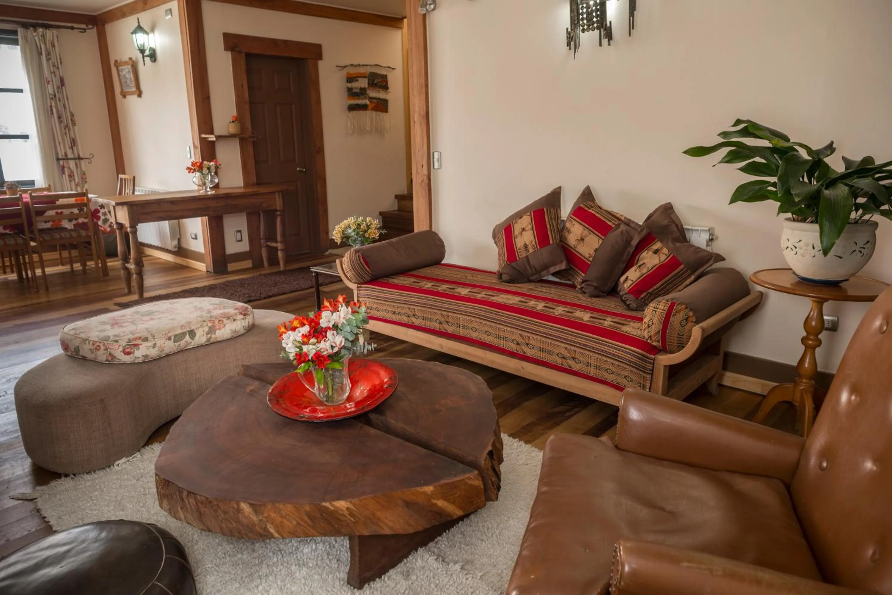 Communal lounge/ TV room in Weisserhaus