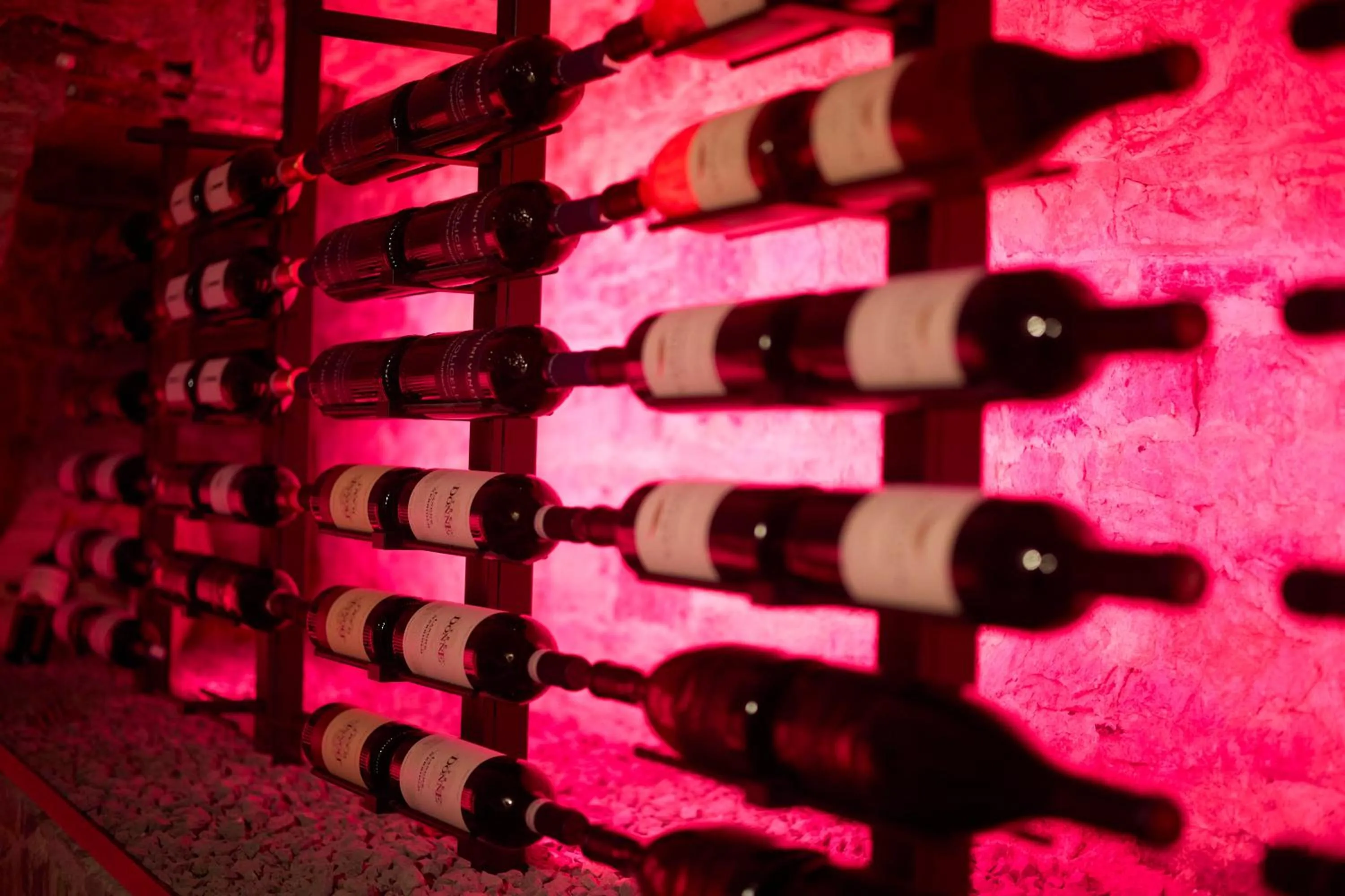 Restaurant/places to eat in Château de la Chapelle