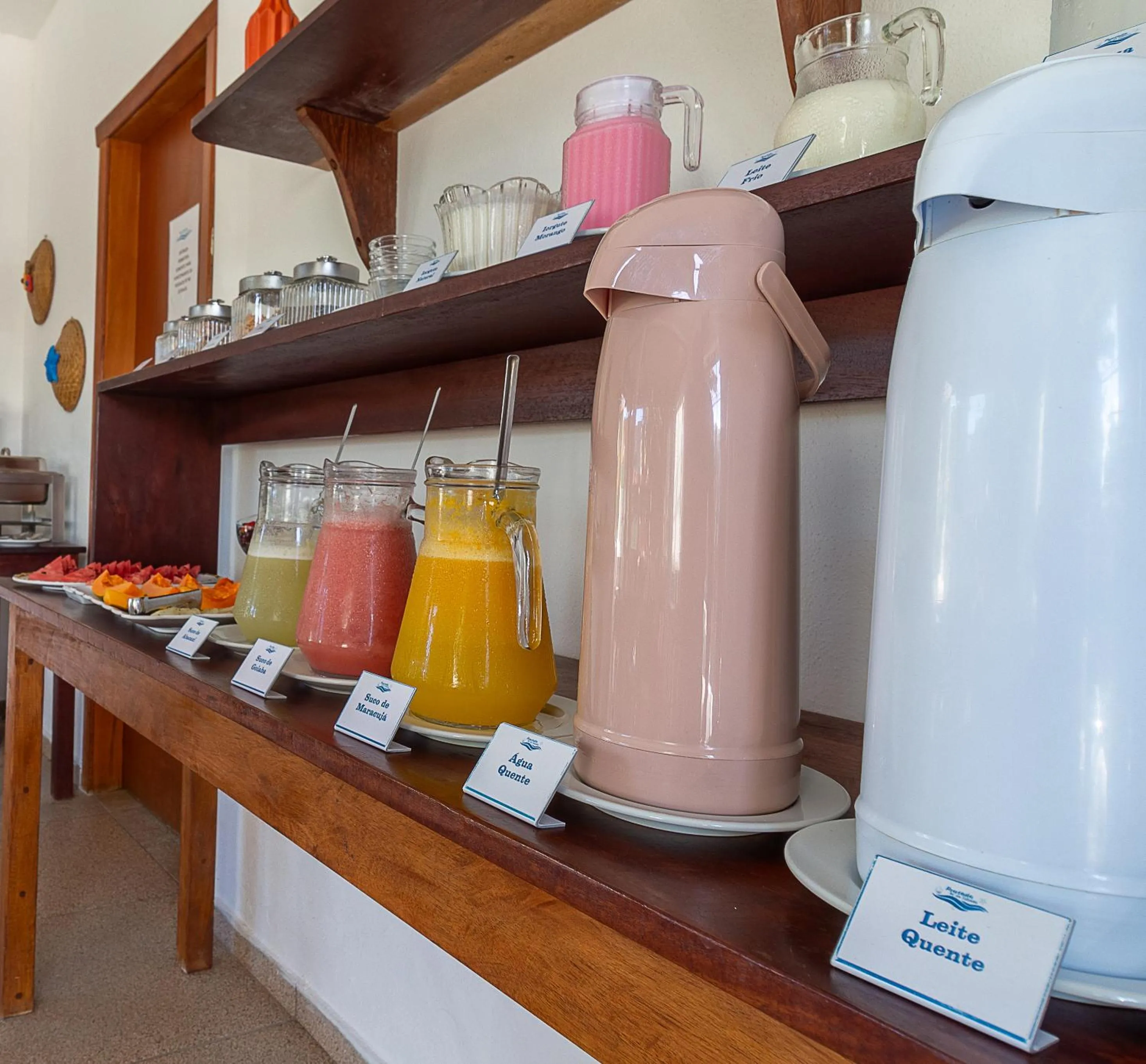 Kitchen or kitchenette in Pousada Pé na Estrada
