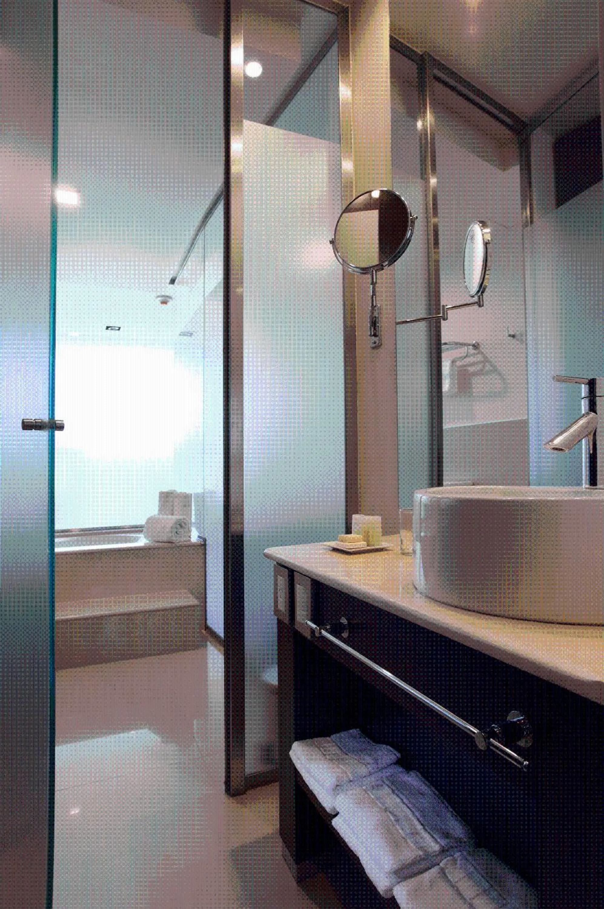 Bathroom in Niyat Urban Hotel