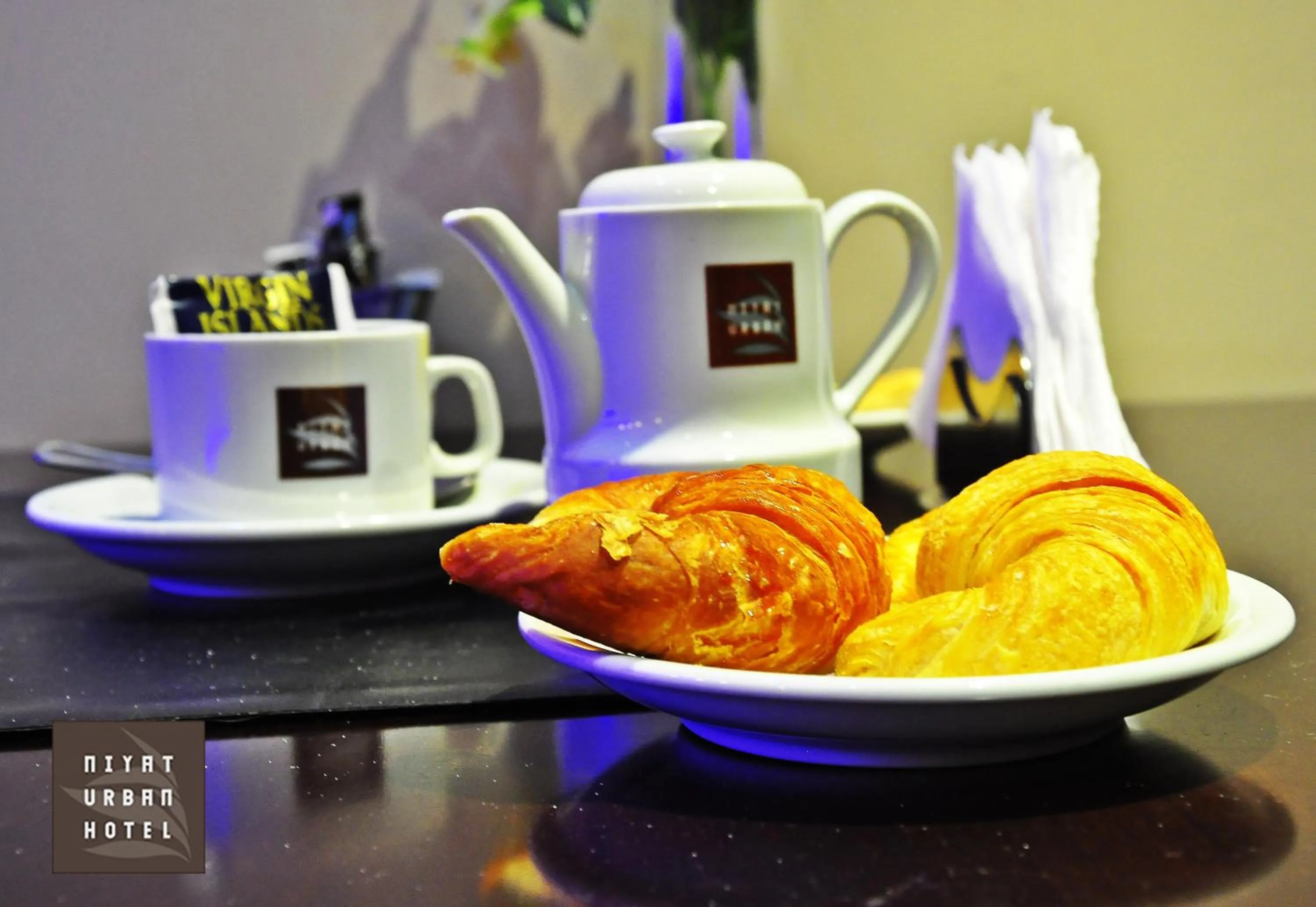 Coffee/tea facilities in Niyat Urban Hotel