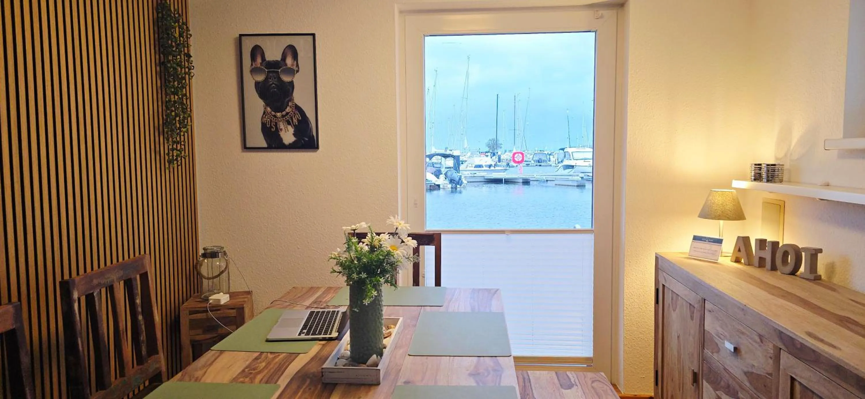 Dining area in Schwimmende Häuser im BALTIC SEA RESORT