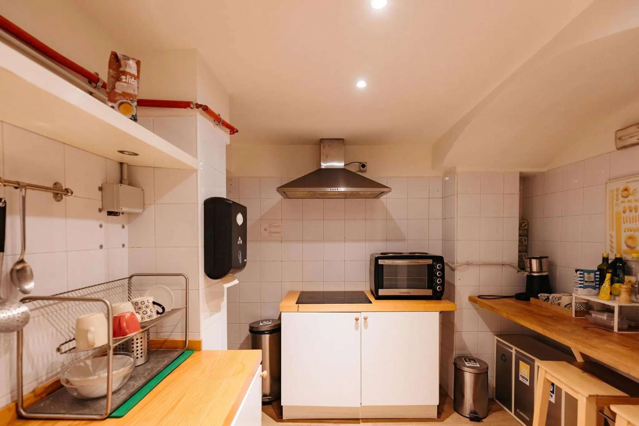 Coffee/tea facilities in Tomato Urban Retreat