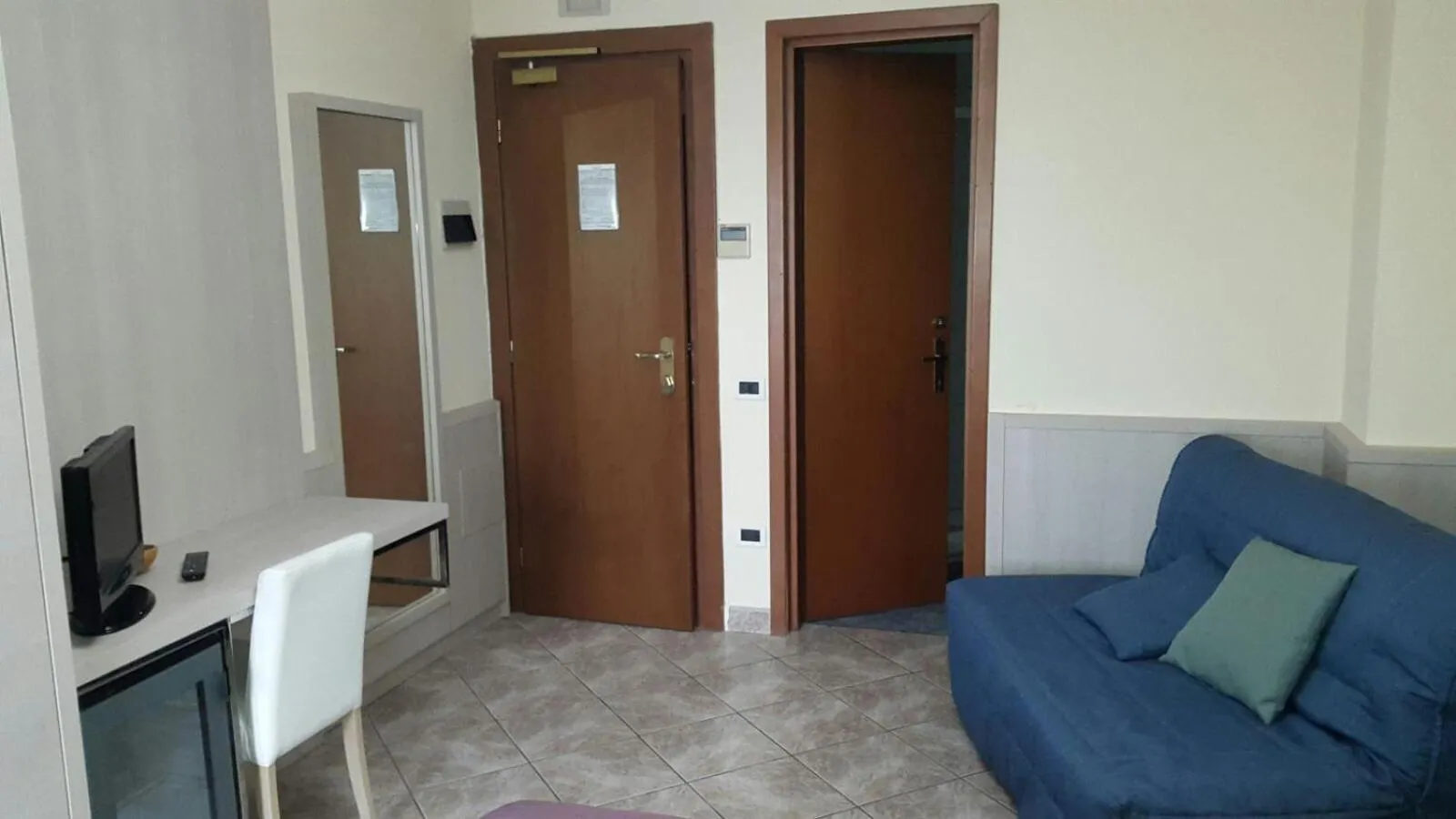 Communal lounge/ TV room in Hotel Bella Riviera Lungomare