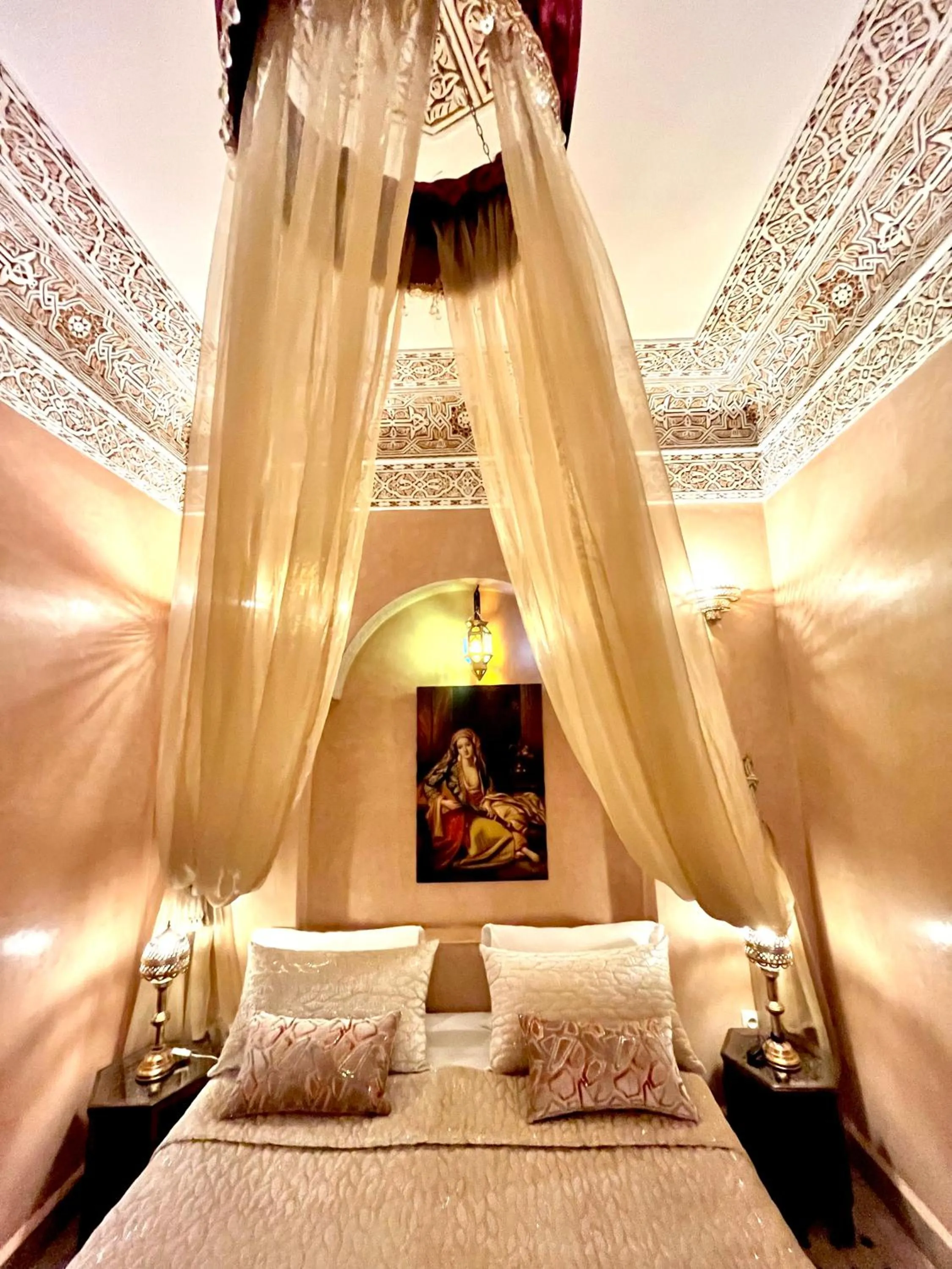 Bed in Riad Fatinat Marrakech