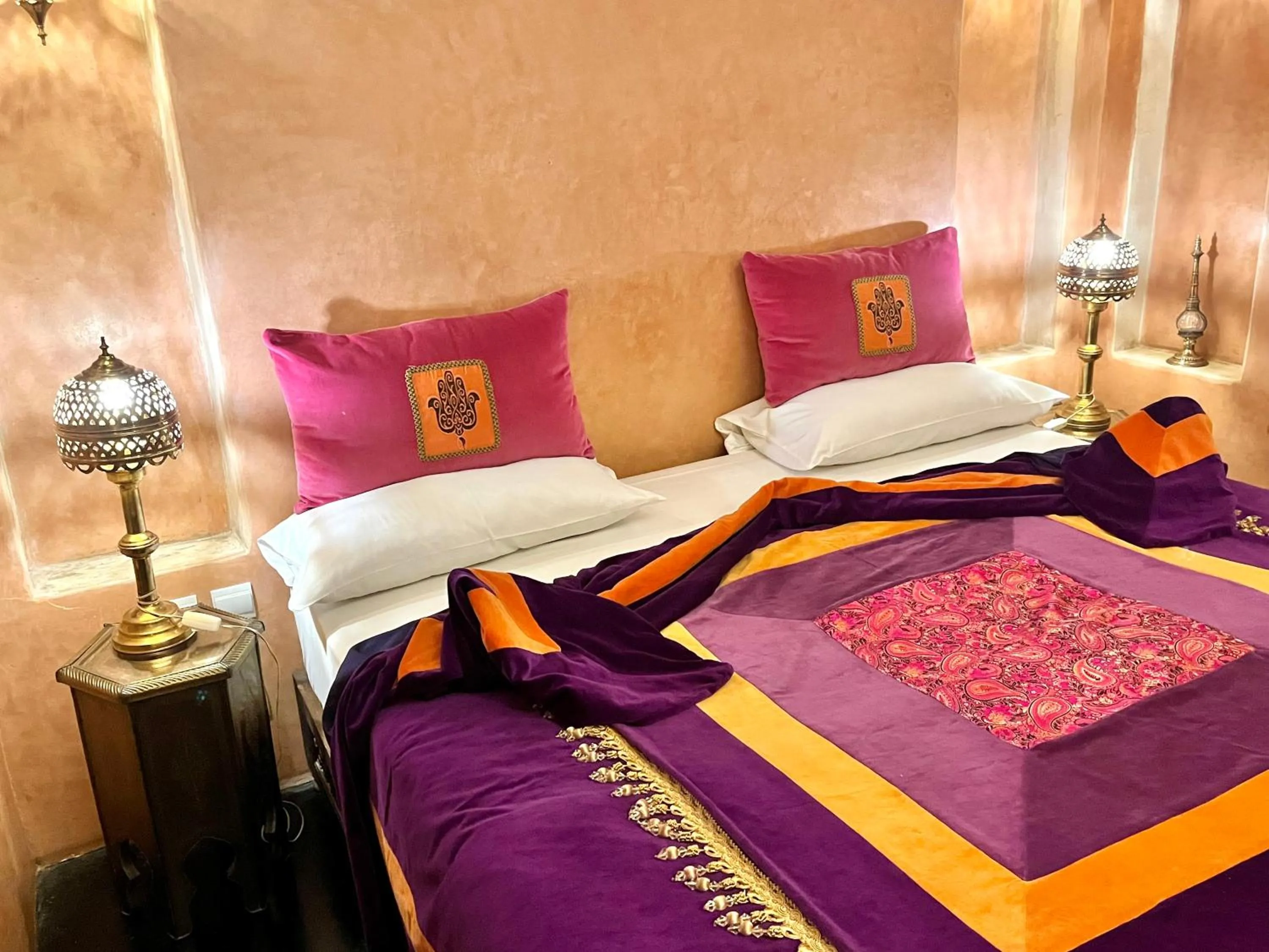 Bed in Riad Fatinat Marrakech
