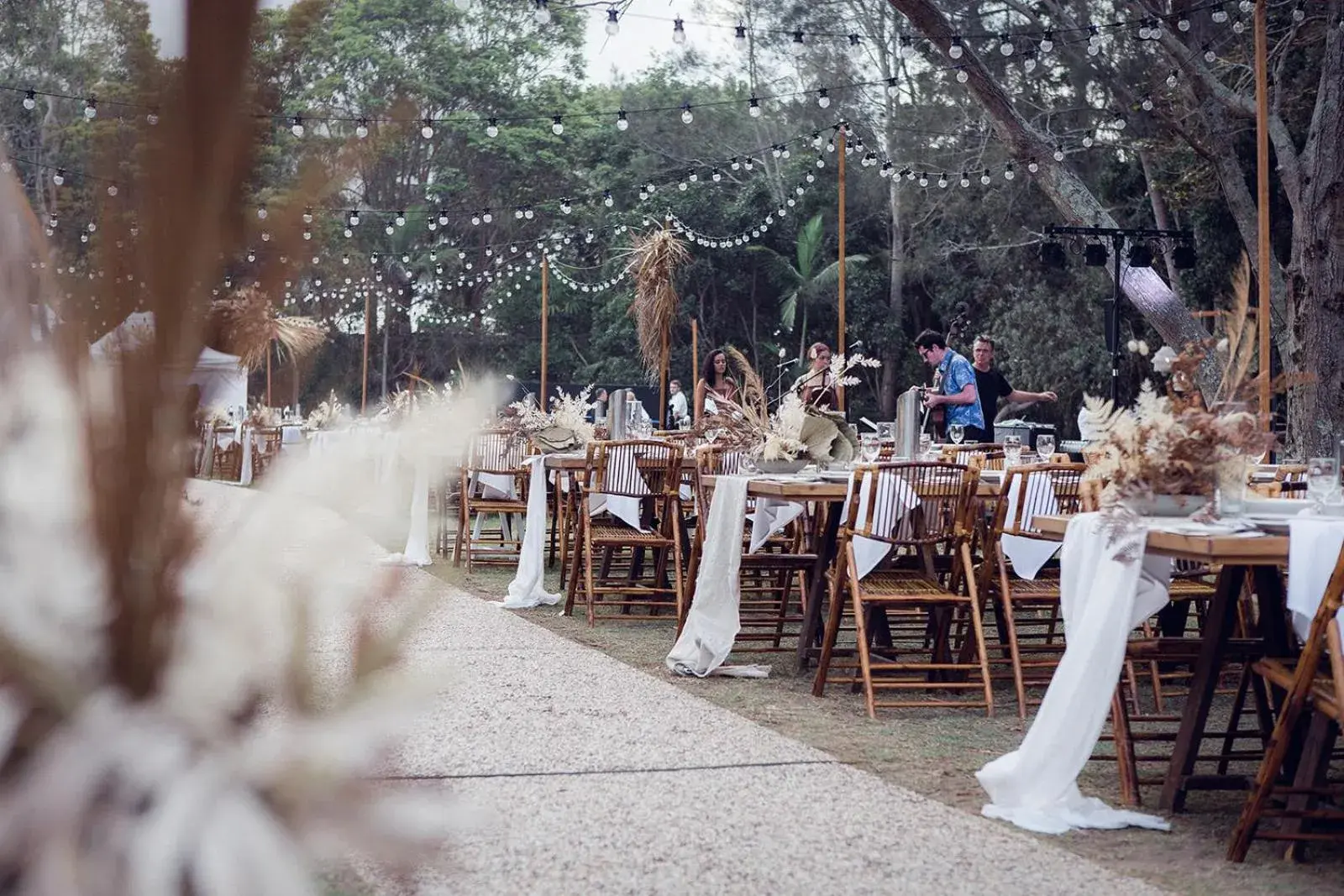 Restaurant/places to eat in Pacific Bay Resort Restaurant/places to eat in Pacific Bay Resort