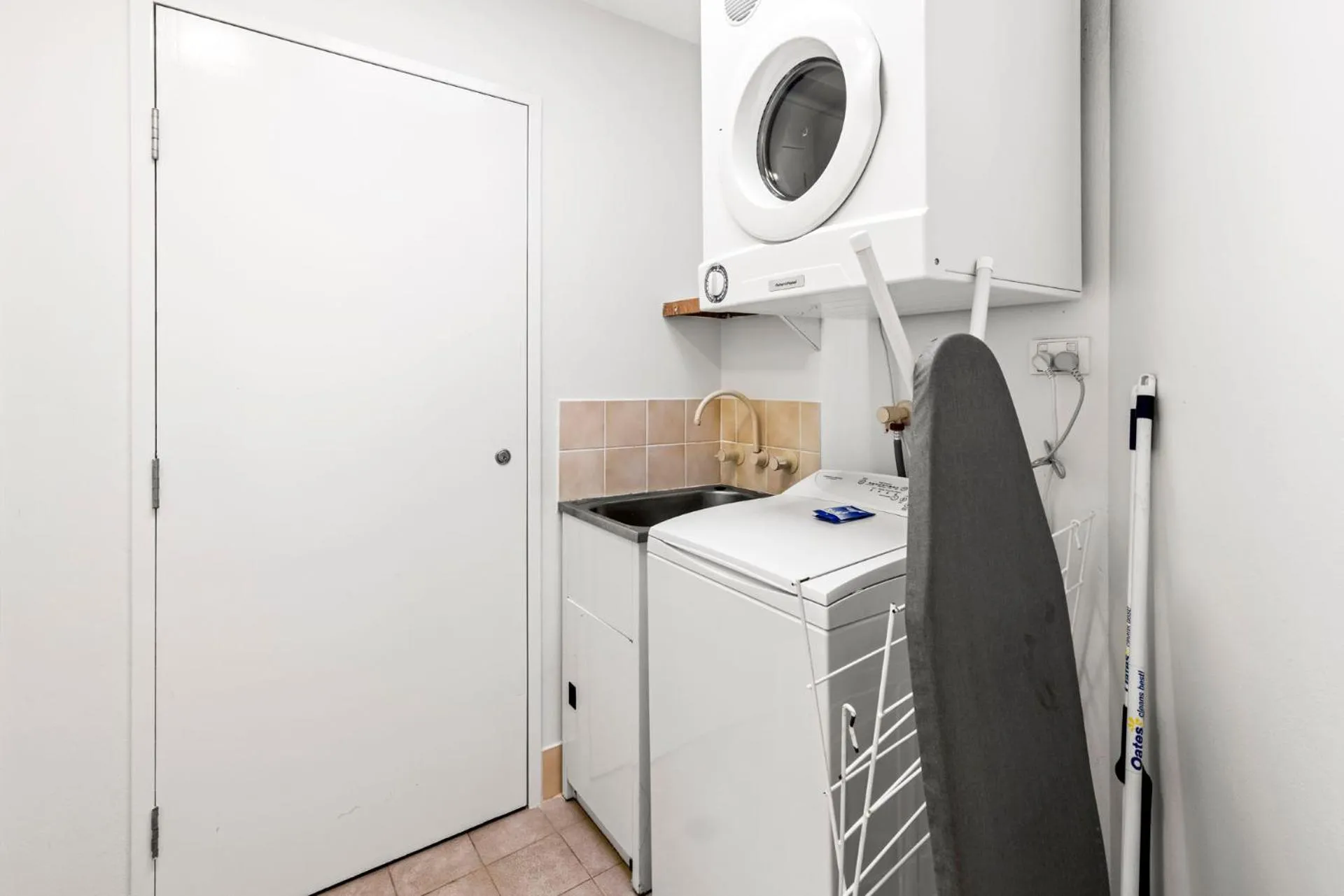 Text overlay in Pacific Bay Resort