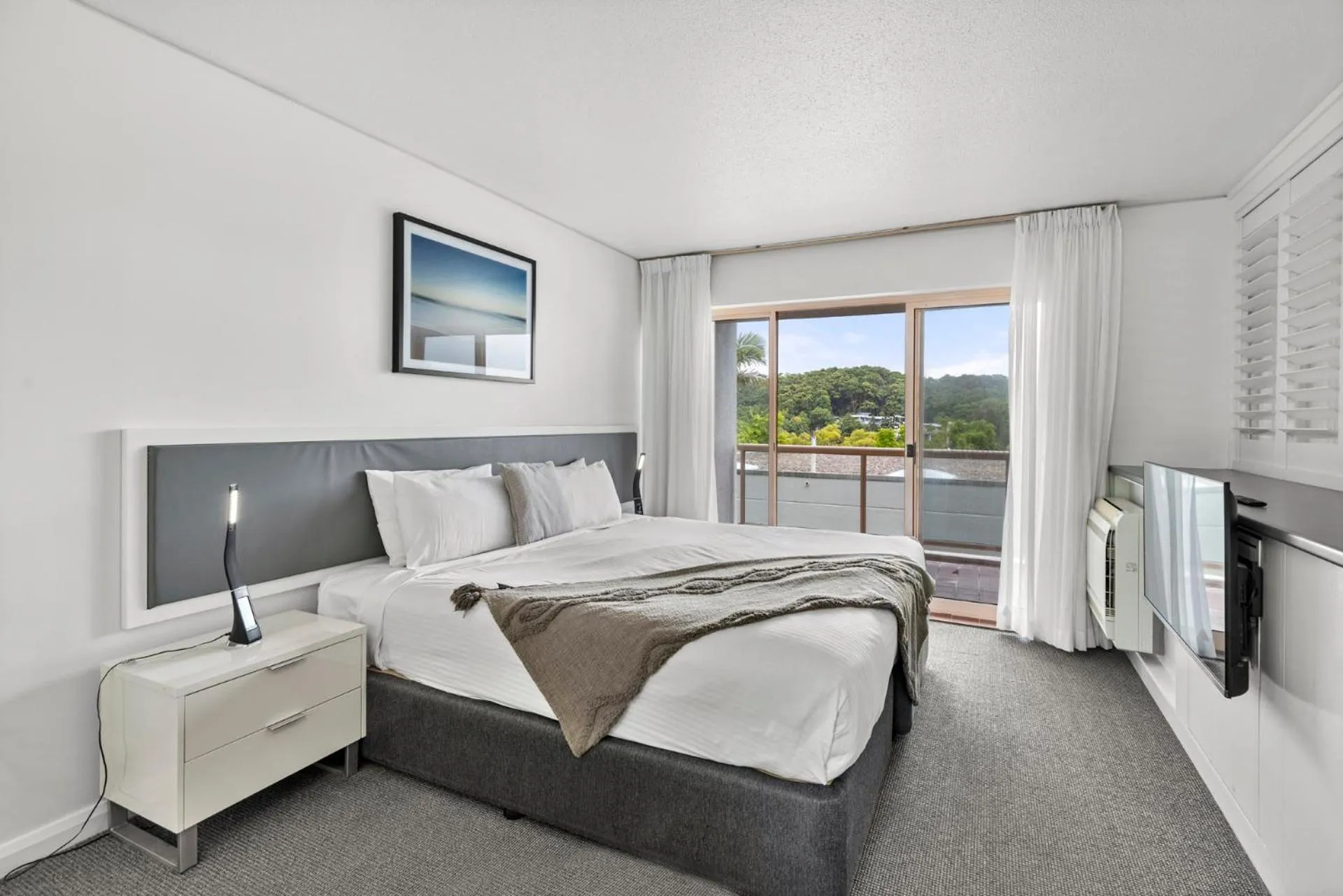 Bed in Pacific Bay Resort