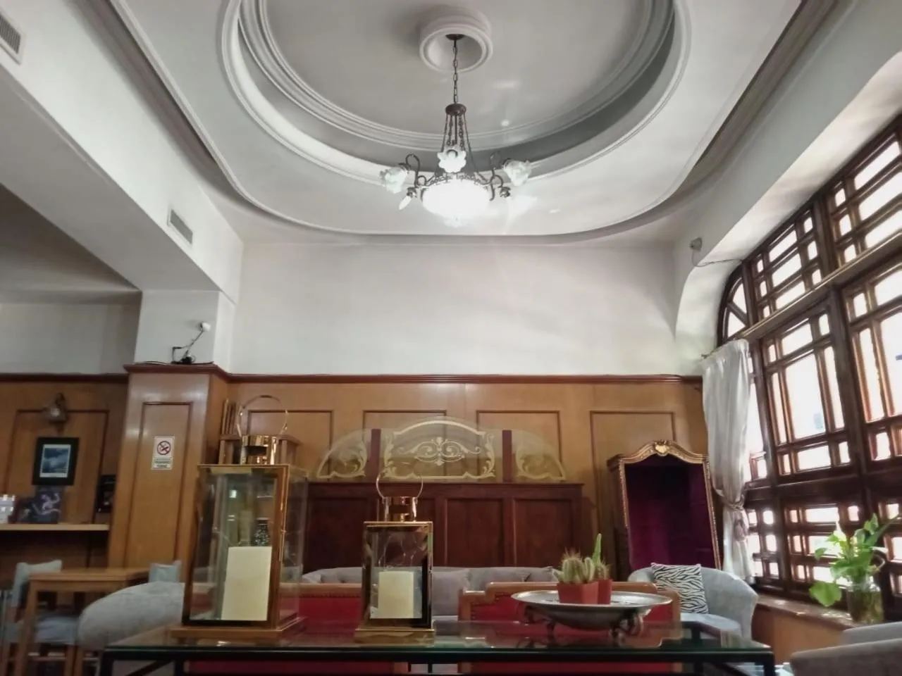 Astoria Hotel