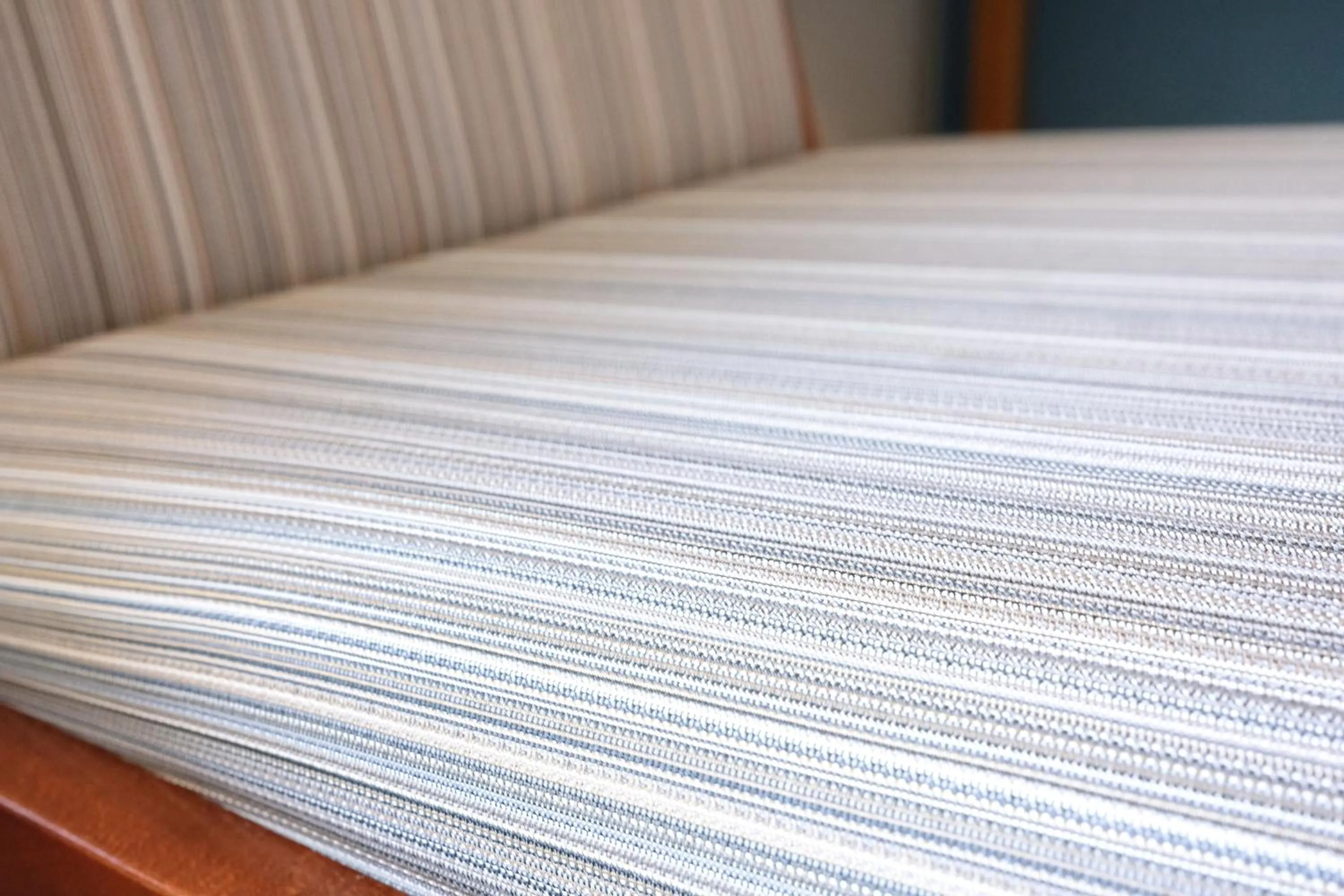 Seating area in Regency Inn of Eddyville Kuttawa