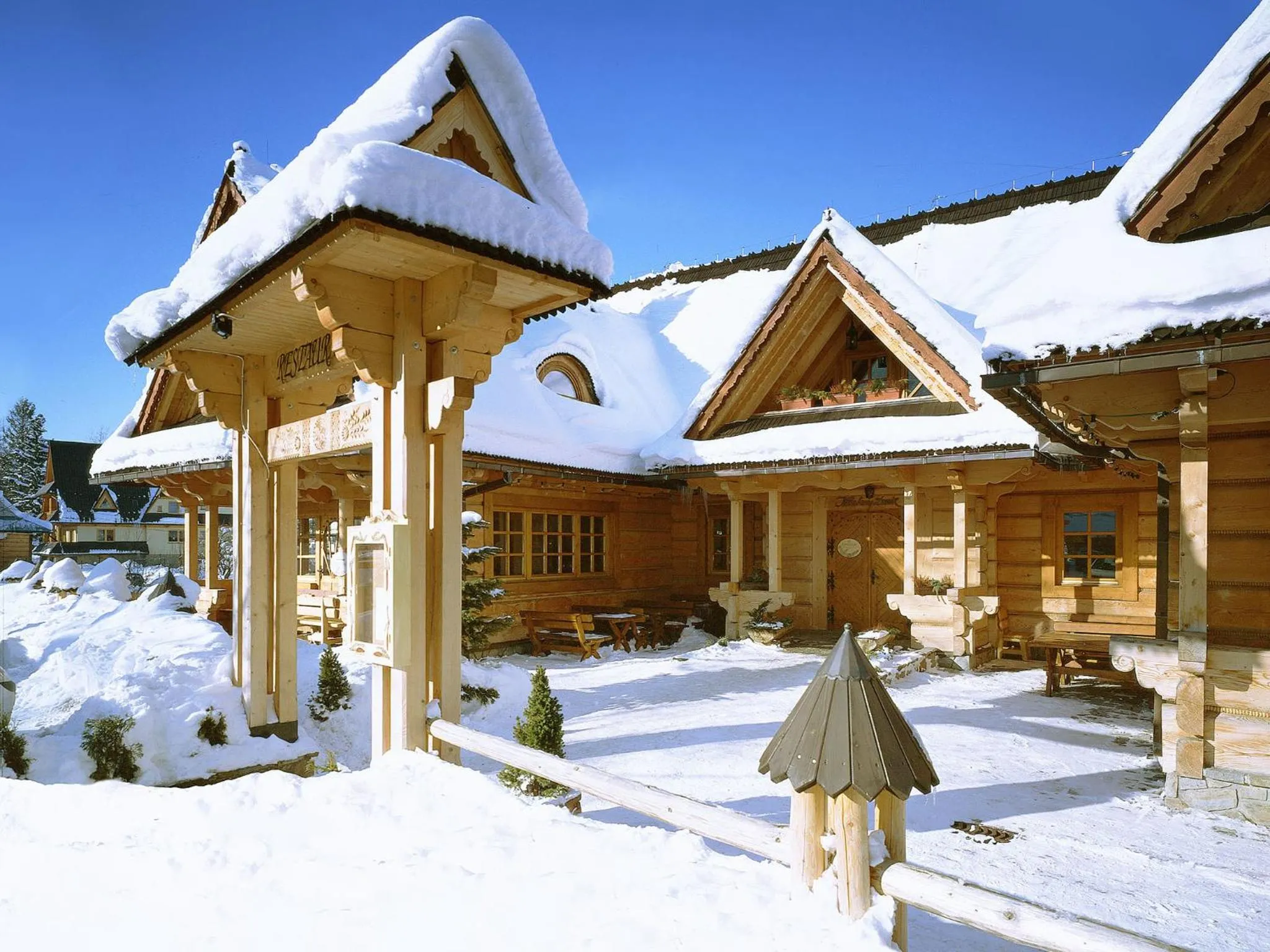 Restaurant/places to eat in Hotel Nosalowy Dwór