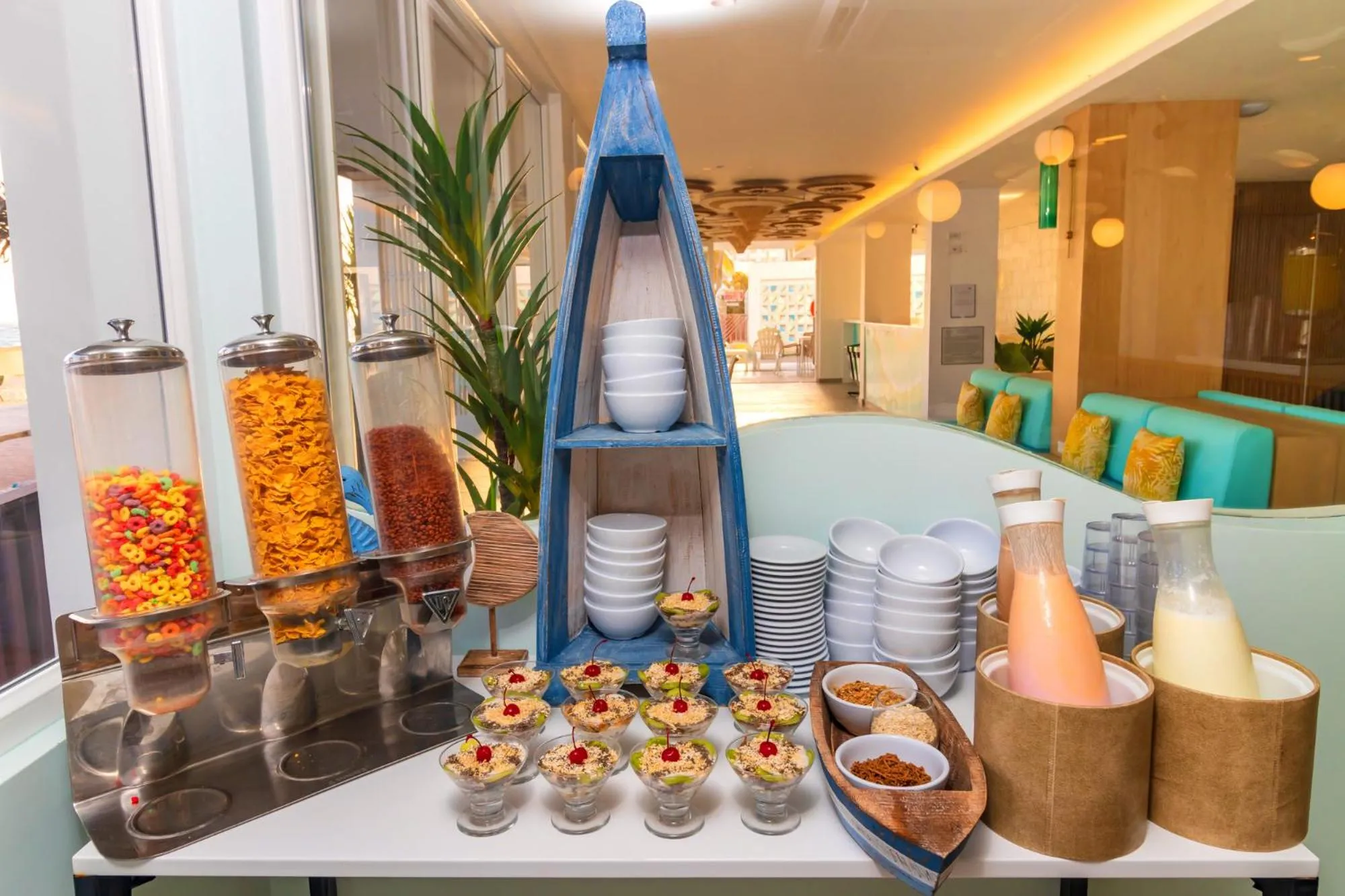 Food and drinks in Hotel Bahia Sardina