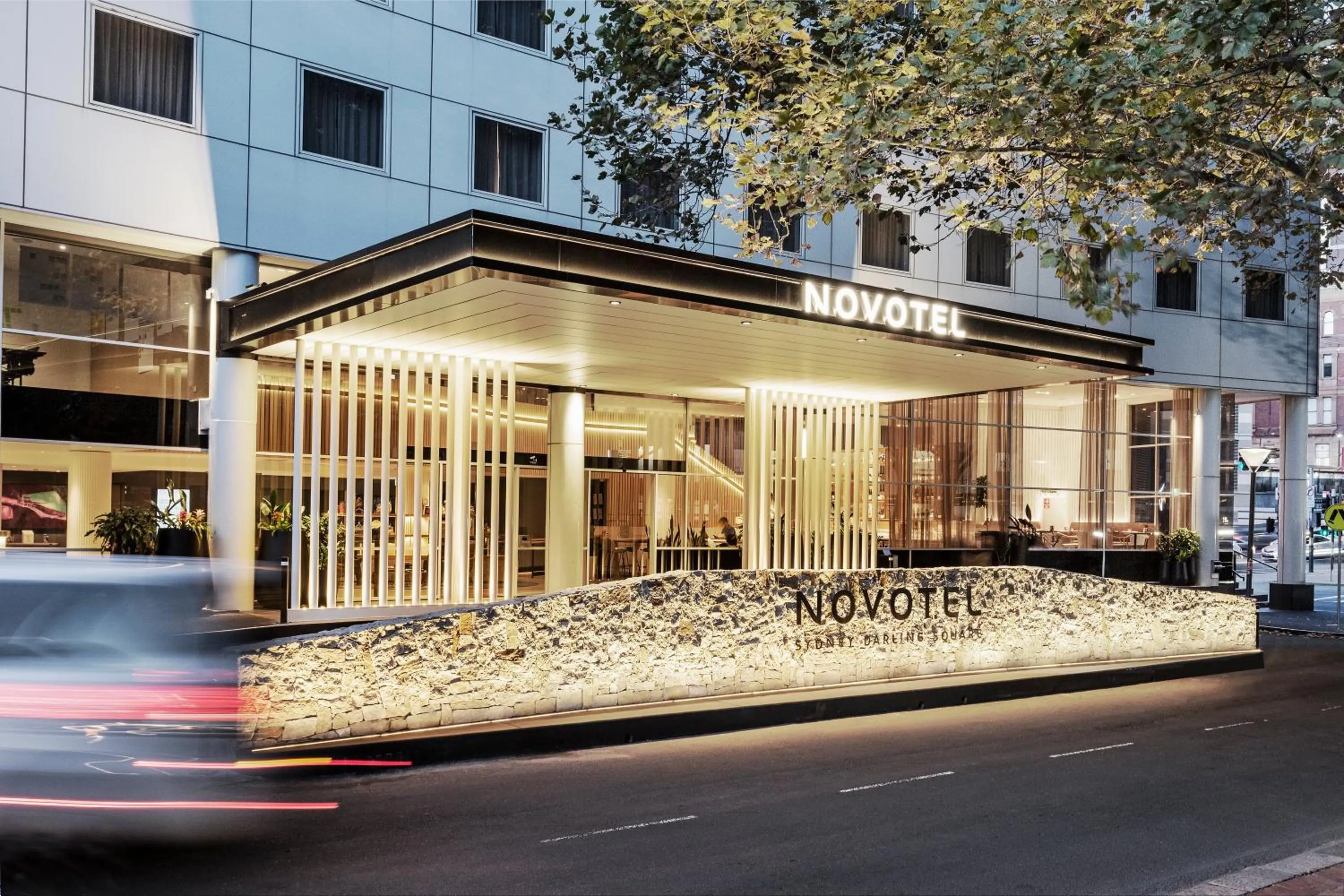 Property building in Novotel Sydney Darling Square