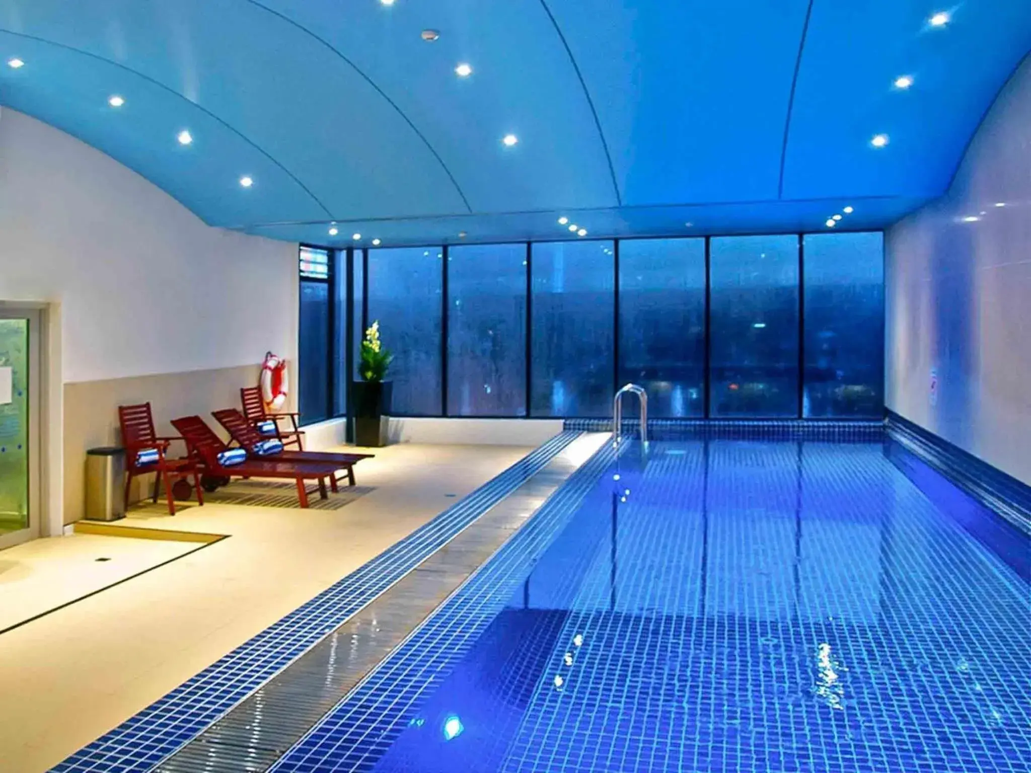 Pool view in Novotel Sydney Darling Square Pool view in Novotel Sydney Darling Square