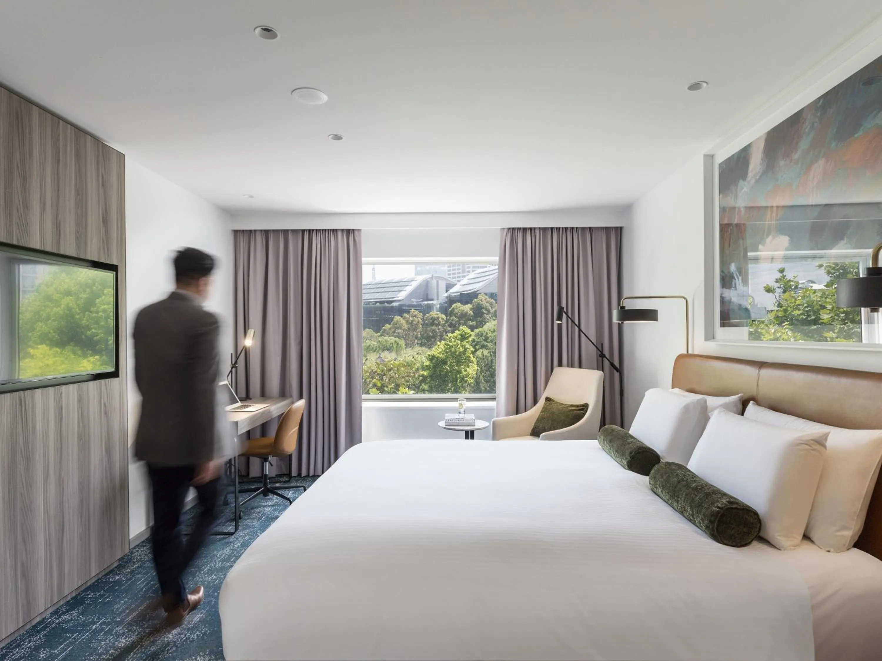 Bedroom, Bed in Novotel Sydney Darling Square