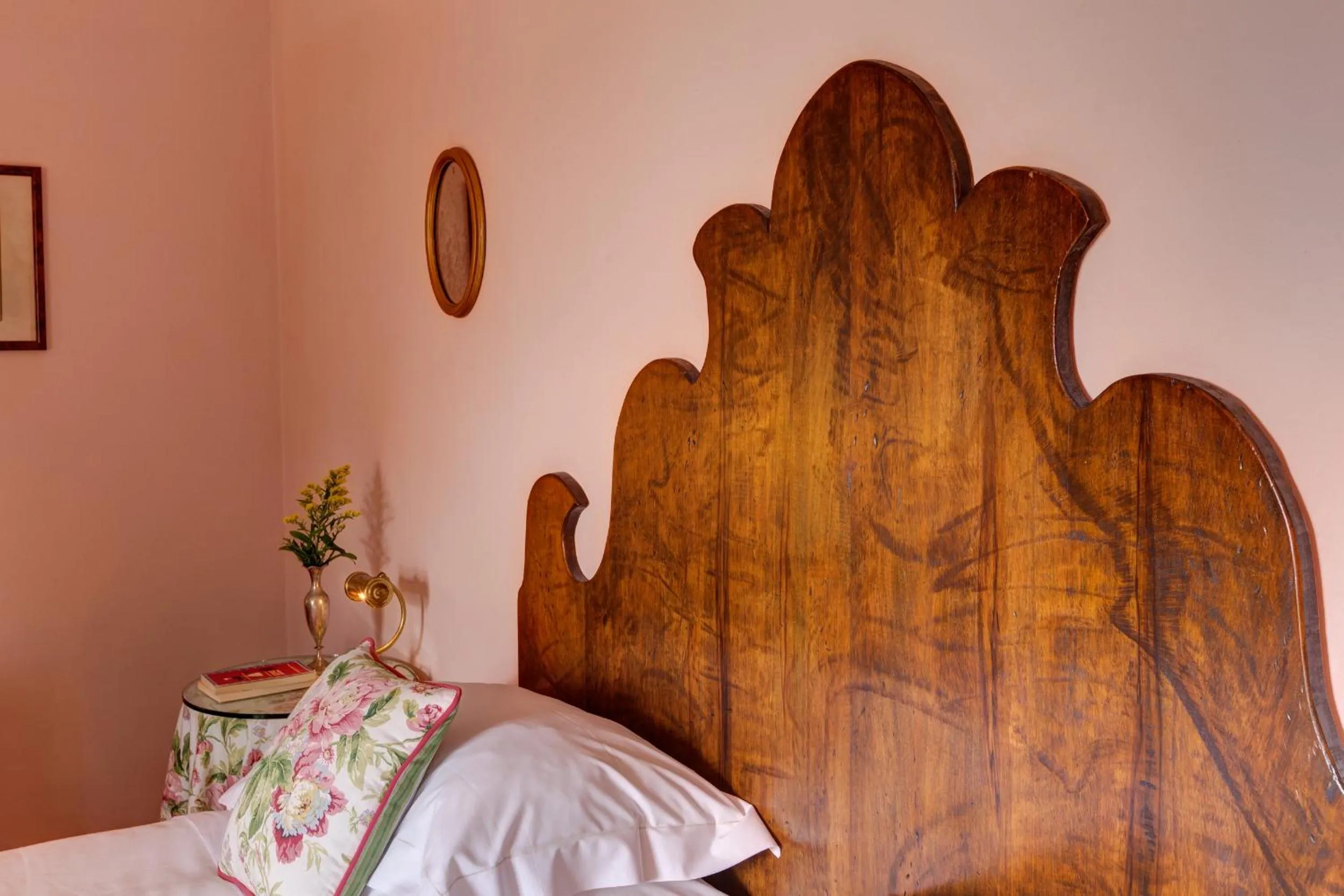 Decorative detail, Bed in Casa Bellavista B&B