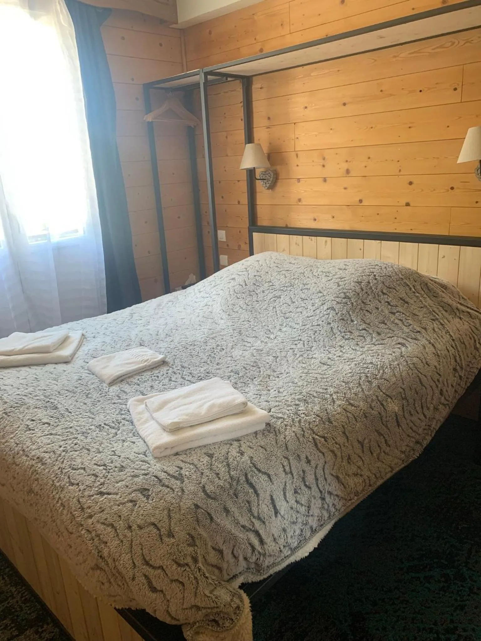 Photo of the whole room, Bed in Hôtel l'Équipe