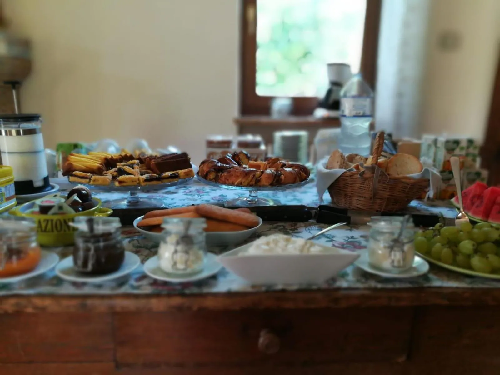 Food and drinks in B&B La Casa tra gli Ulivi