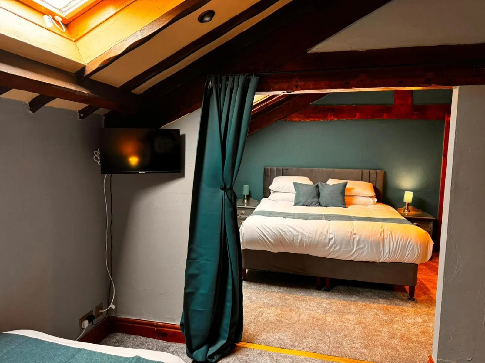 Bedroom, Bed in Station Inn B&B