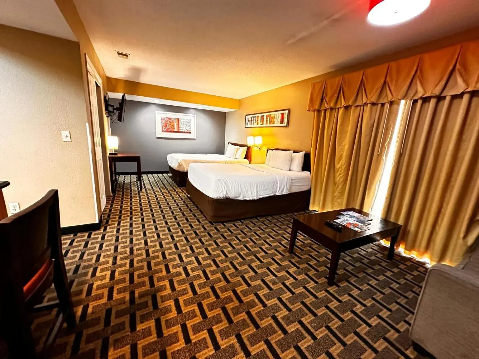 Bed in Hawthorn Extended Stay by Wyndham Wichita Bed in Hawthorn Extended Stay by Wyndham Wichita