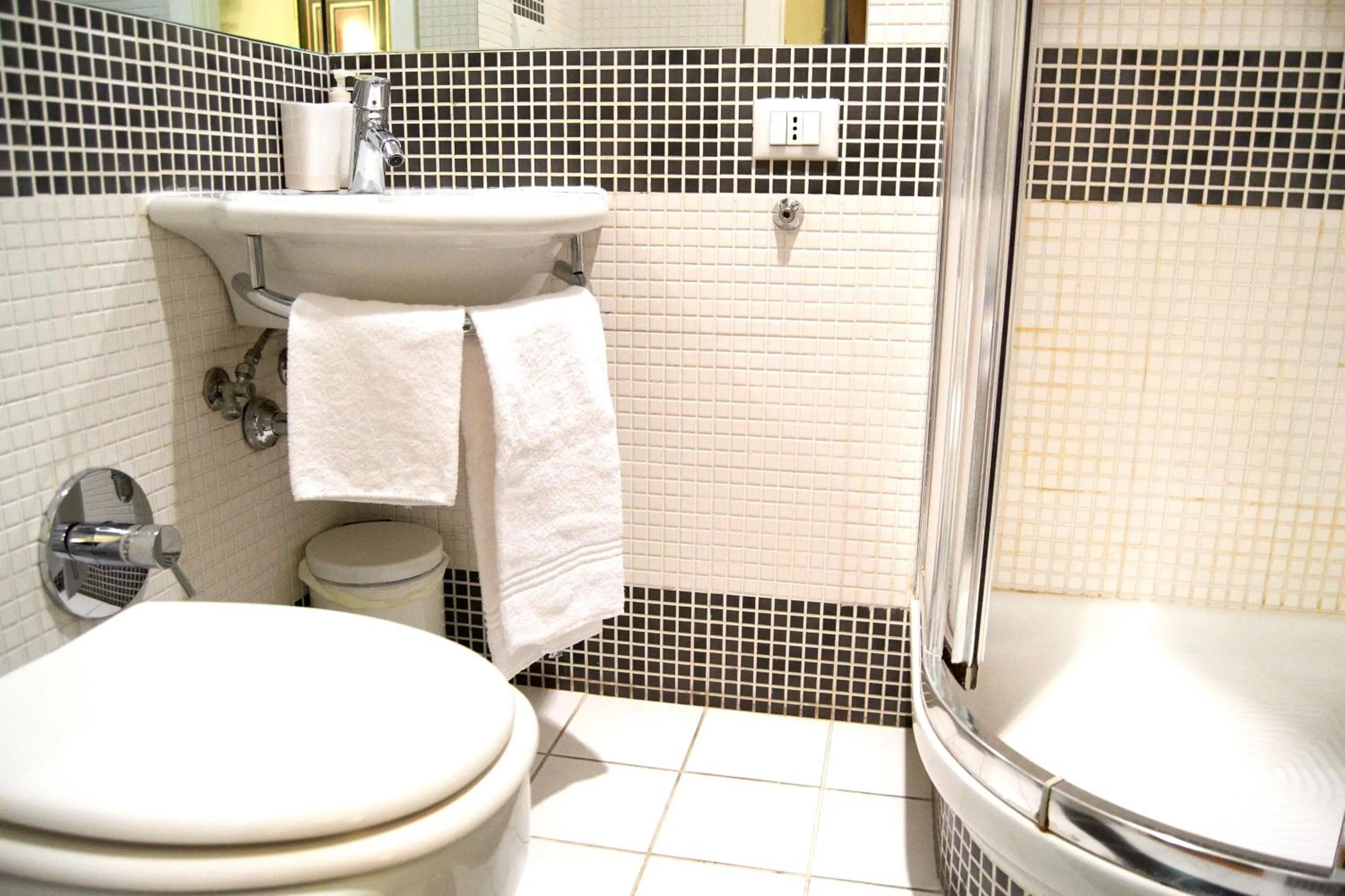 Bathroom in Domus Mazzini
