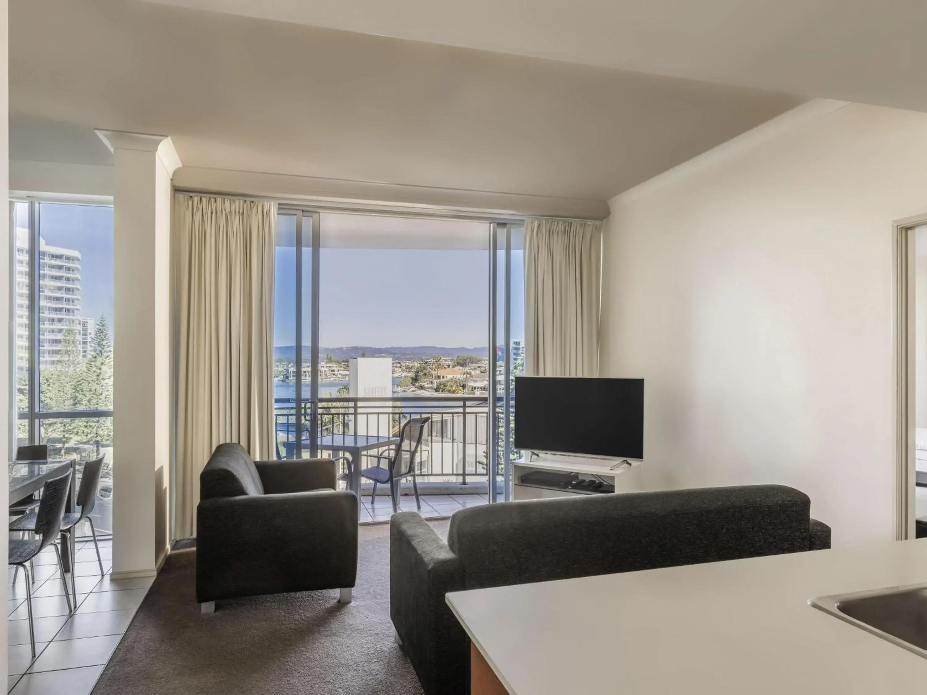 Bedroom in Mantra Towers of Chevron Bedroom in Mantra Towers of Chevron