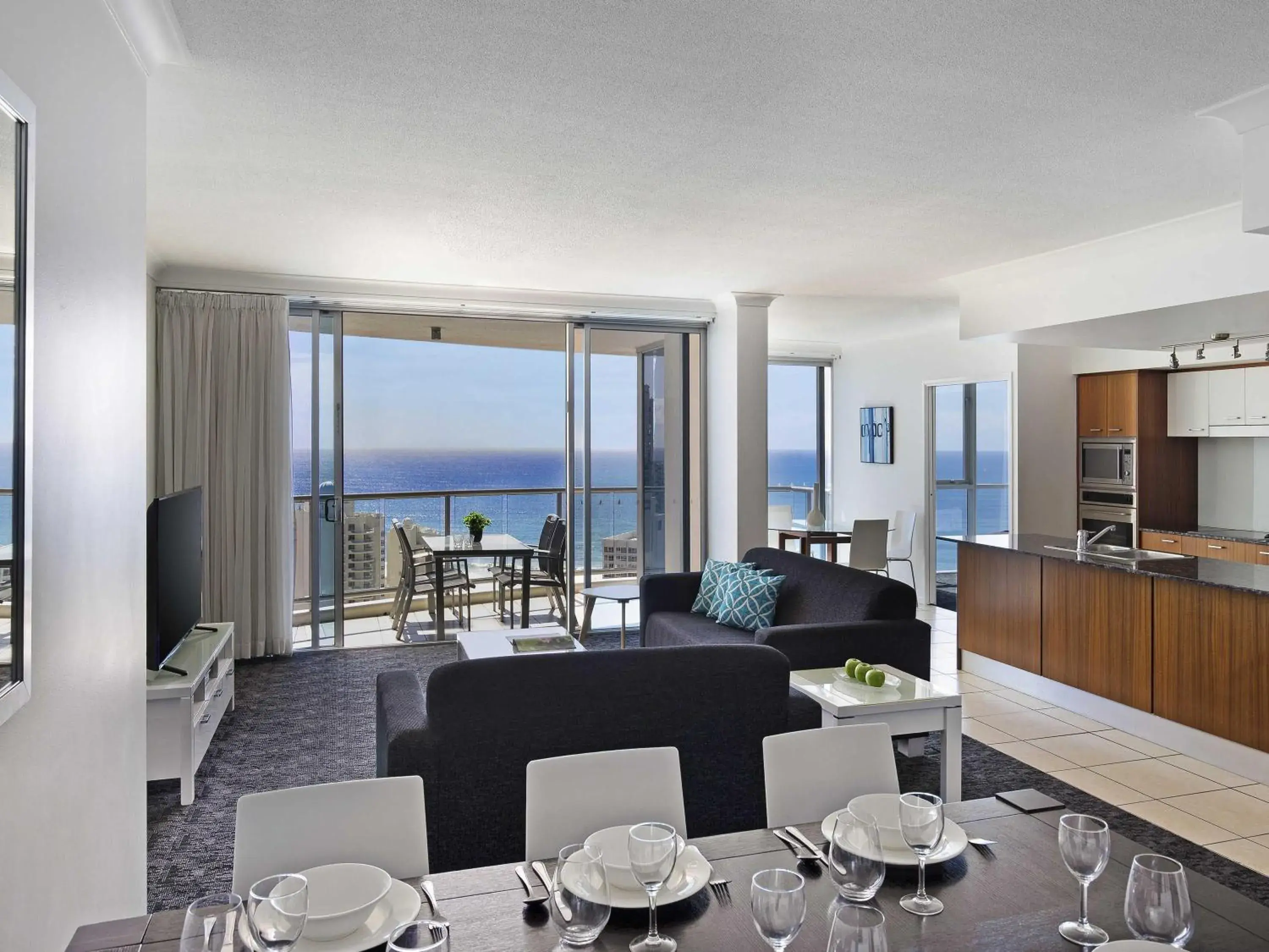 Bedroom in Mantra Towers of Chevron Bedroom in Mantra Towers of Chevron