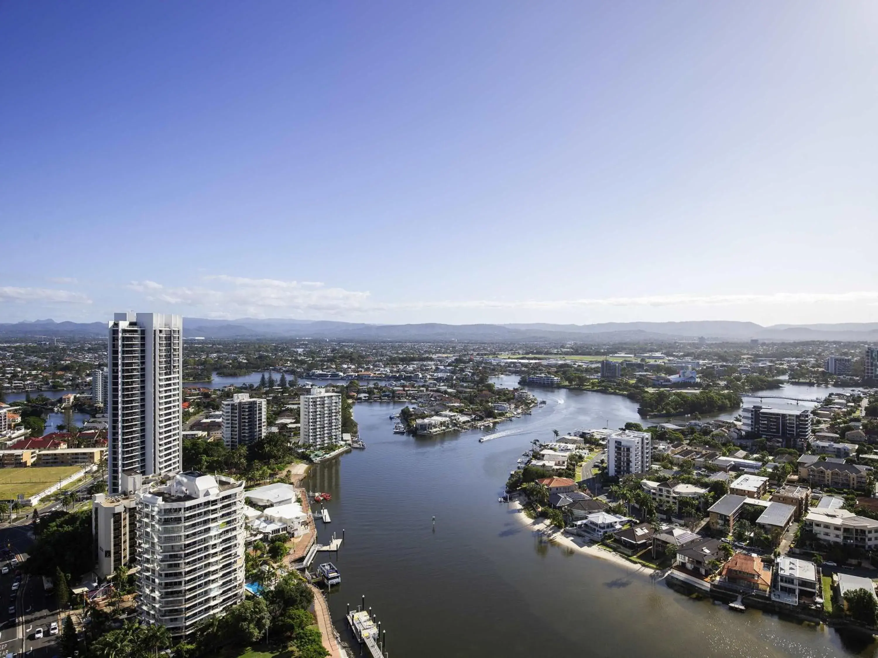 Bedroom in Mantra Towers of Chevron Bedroom in Mantra Towers of Chevron