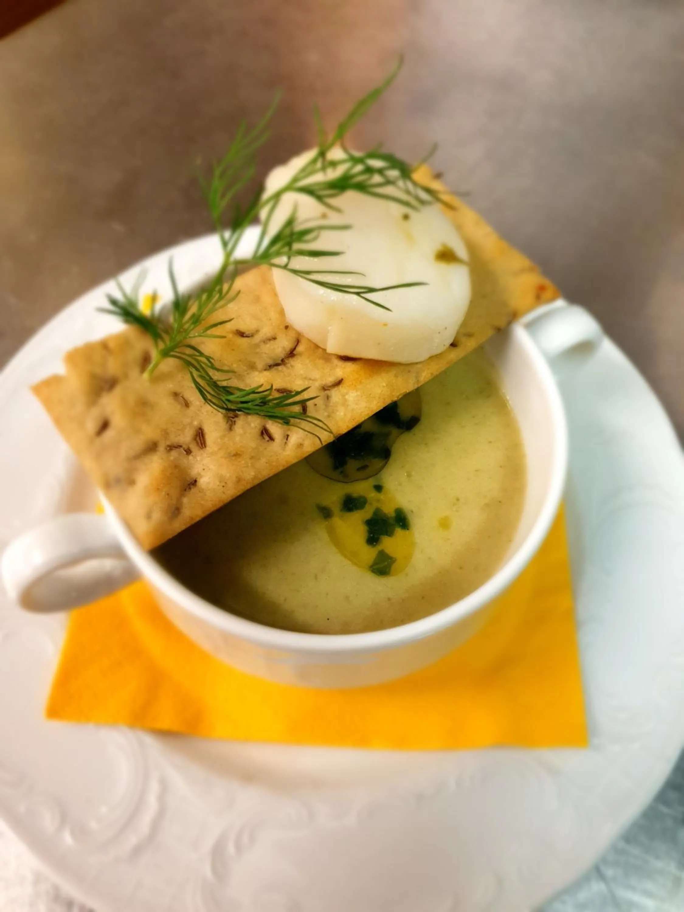 Restaurant/places to eat in Hotel Rose