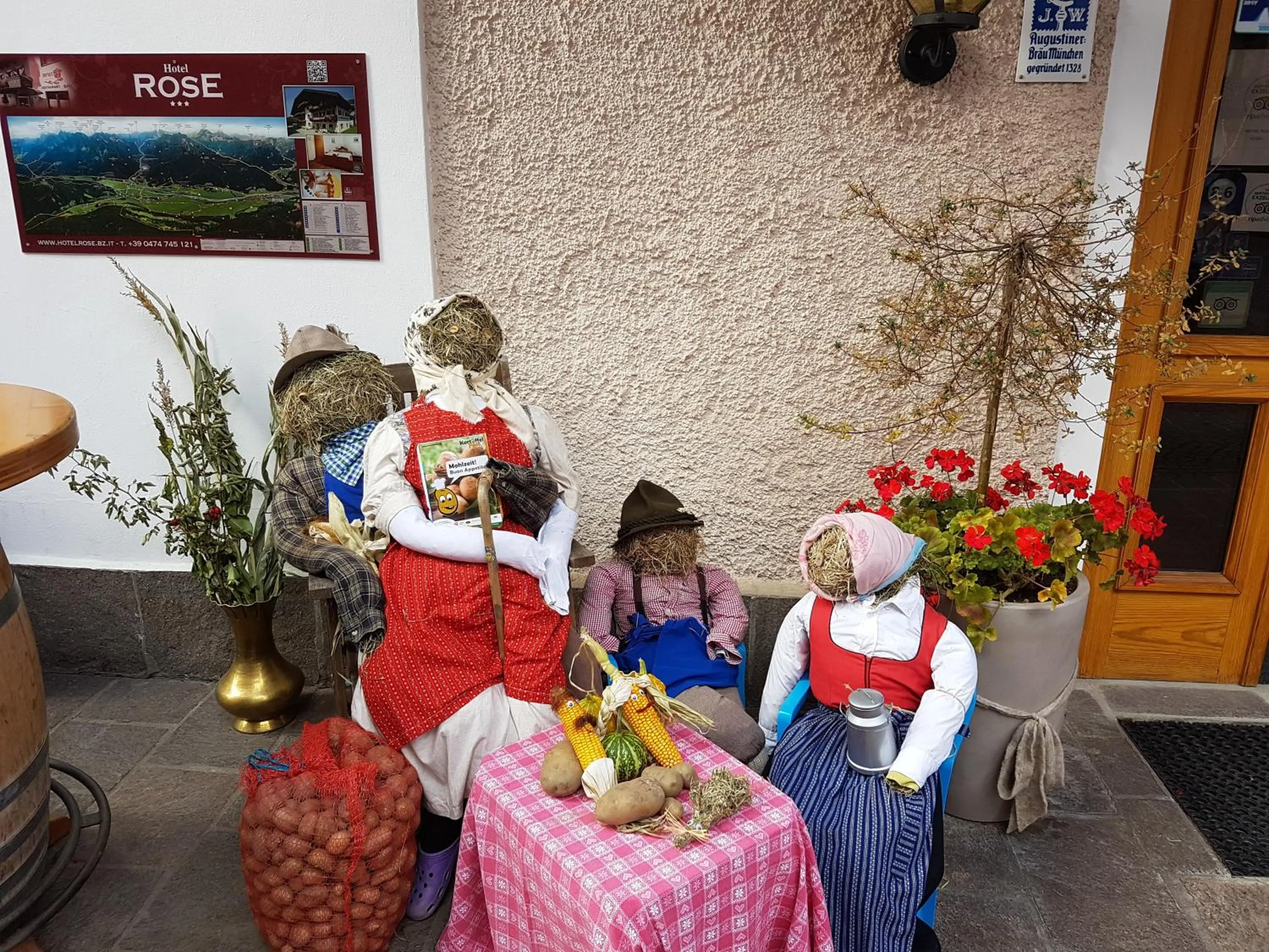 Property building in Hotel Rose