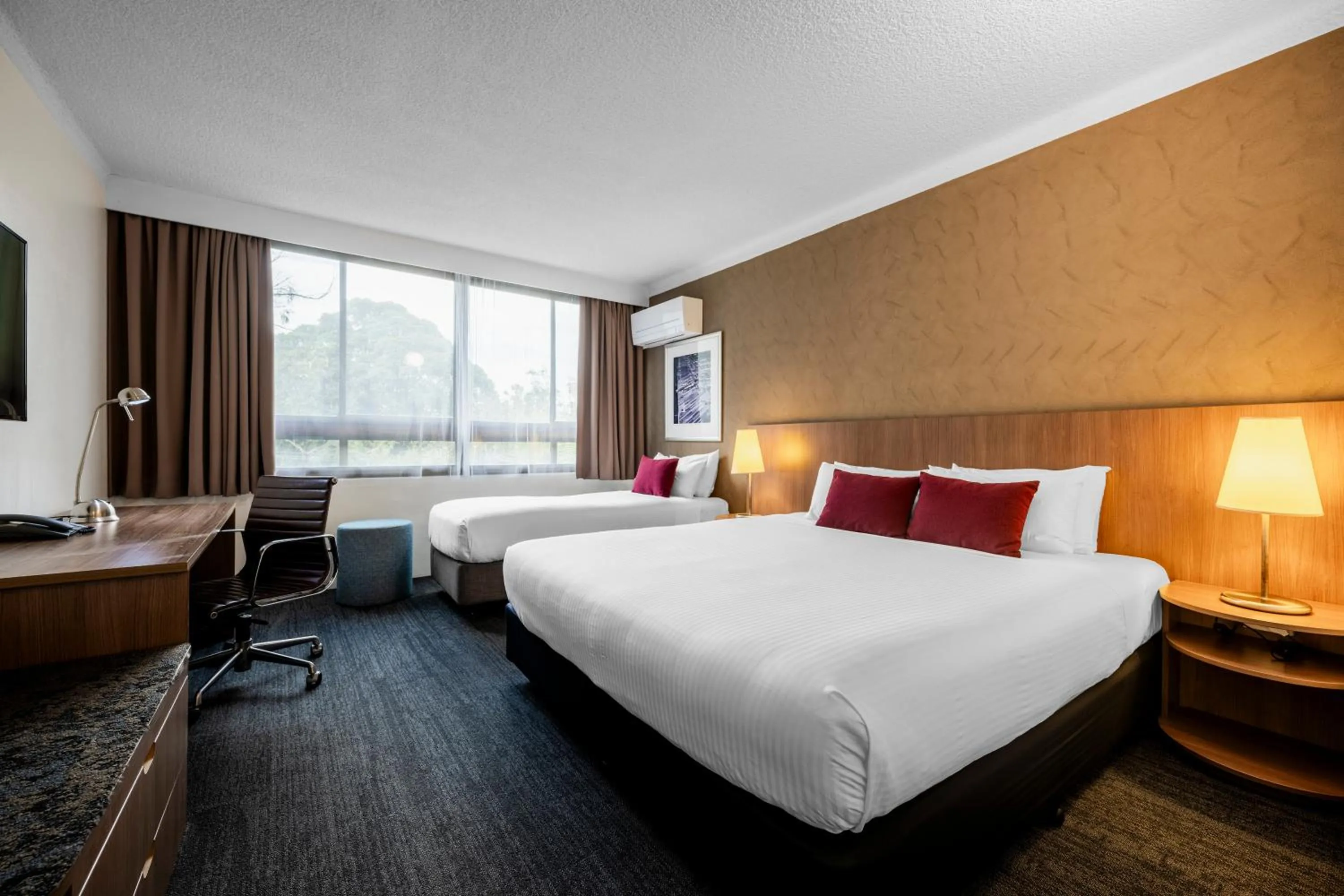 Bed in Hotel Urban St Leonards