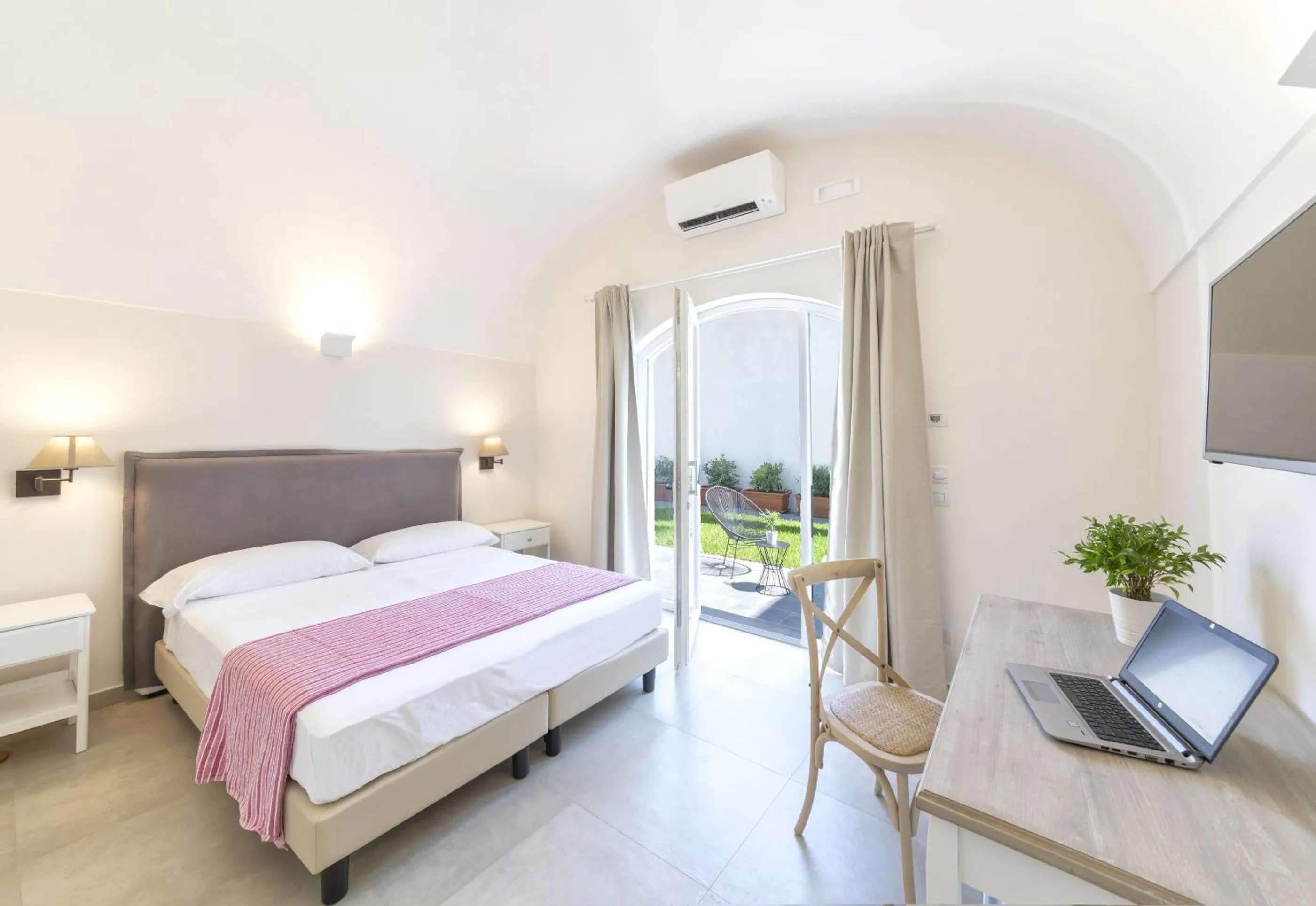 Bed in B&B Marina Garden