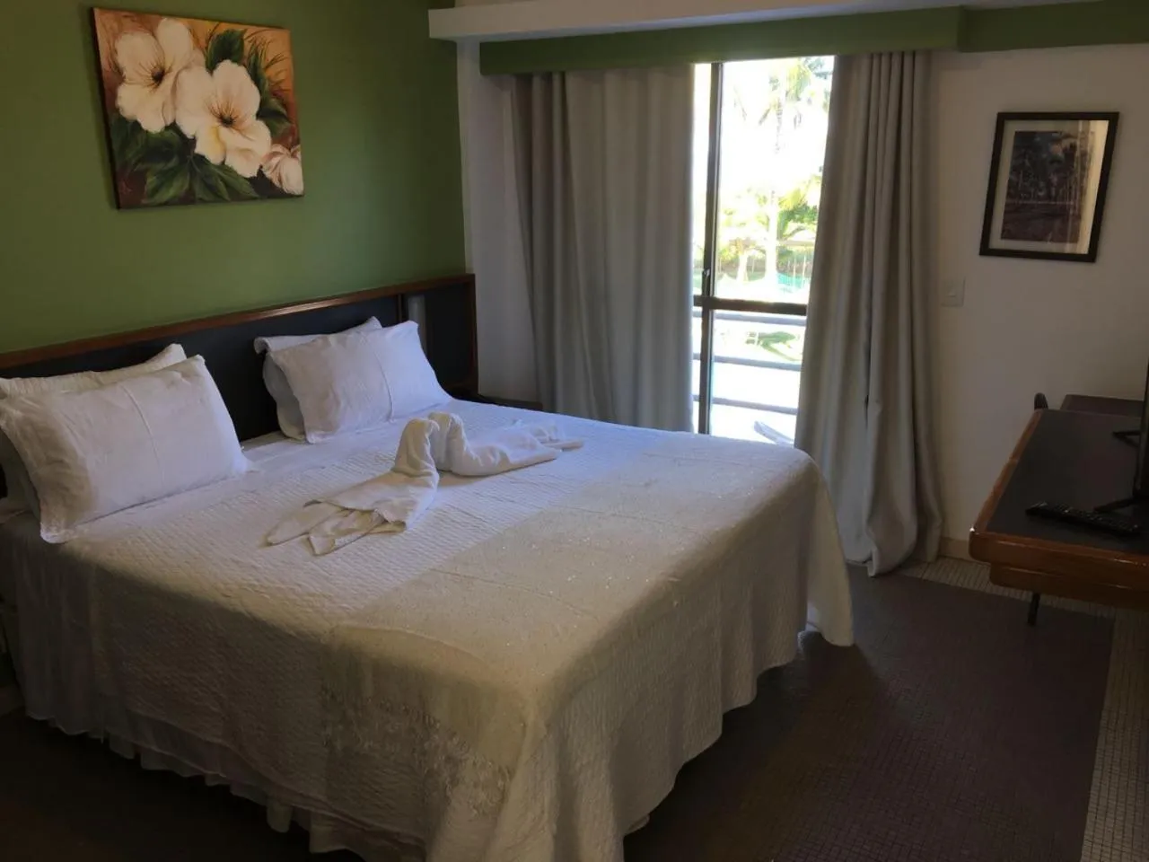 Bed in Coqueiral Praia Hotel