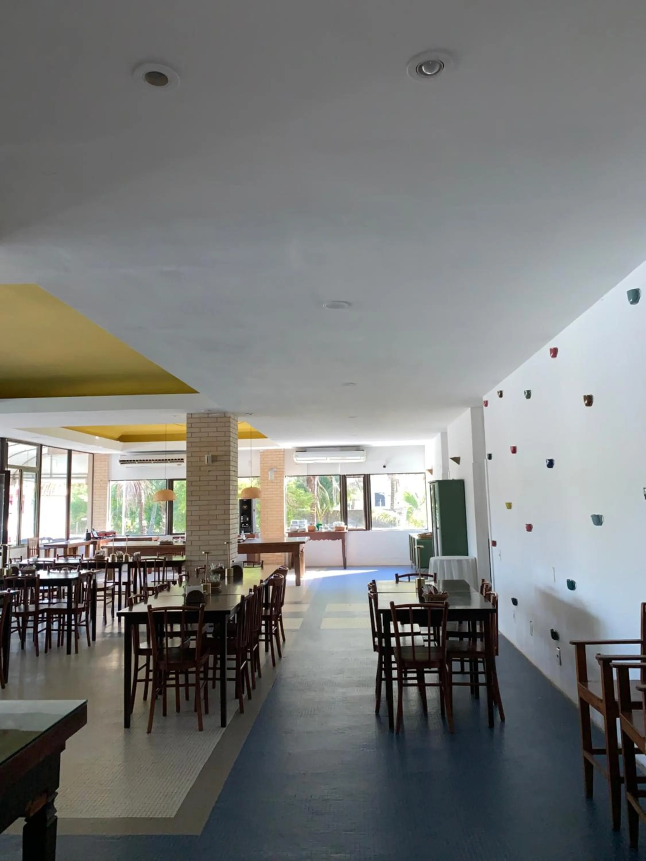 Restaurant/places to eat in Coqueiral Praia Hotel