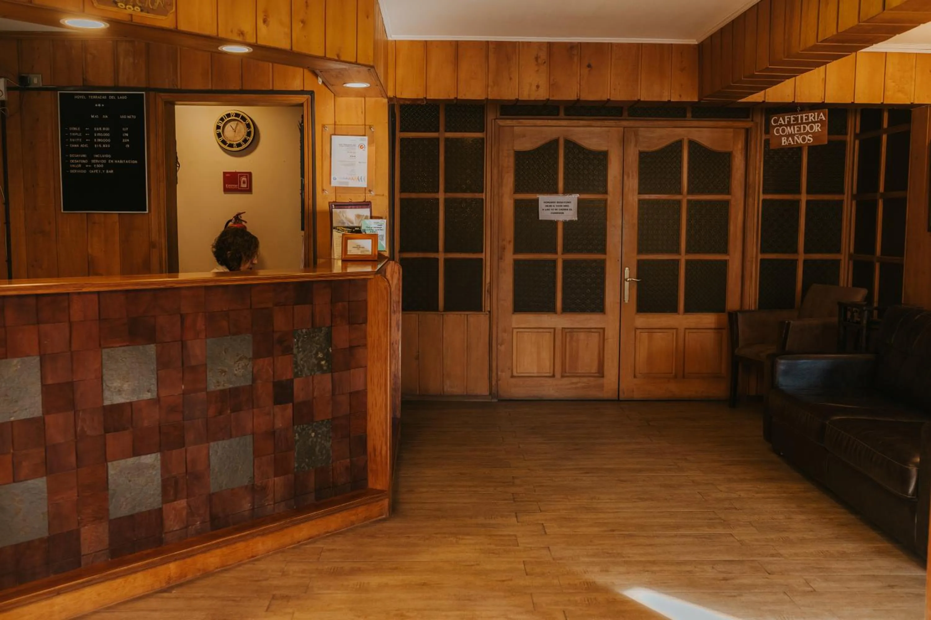 Lobby or reception in Hotel y cabañas Terrazas del Lago