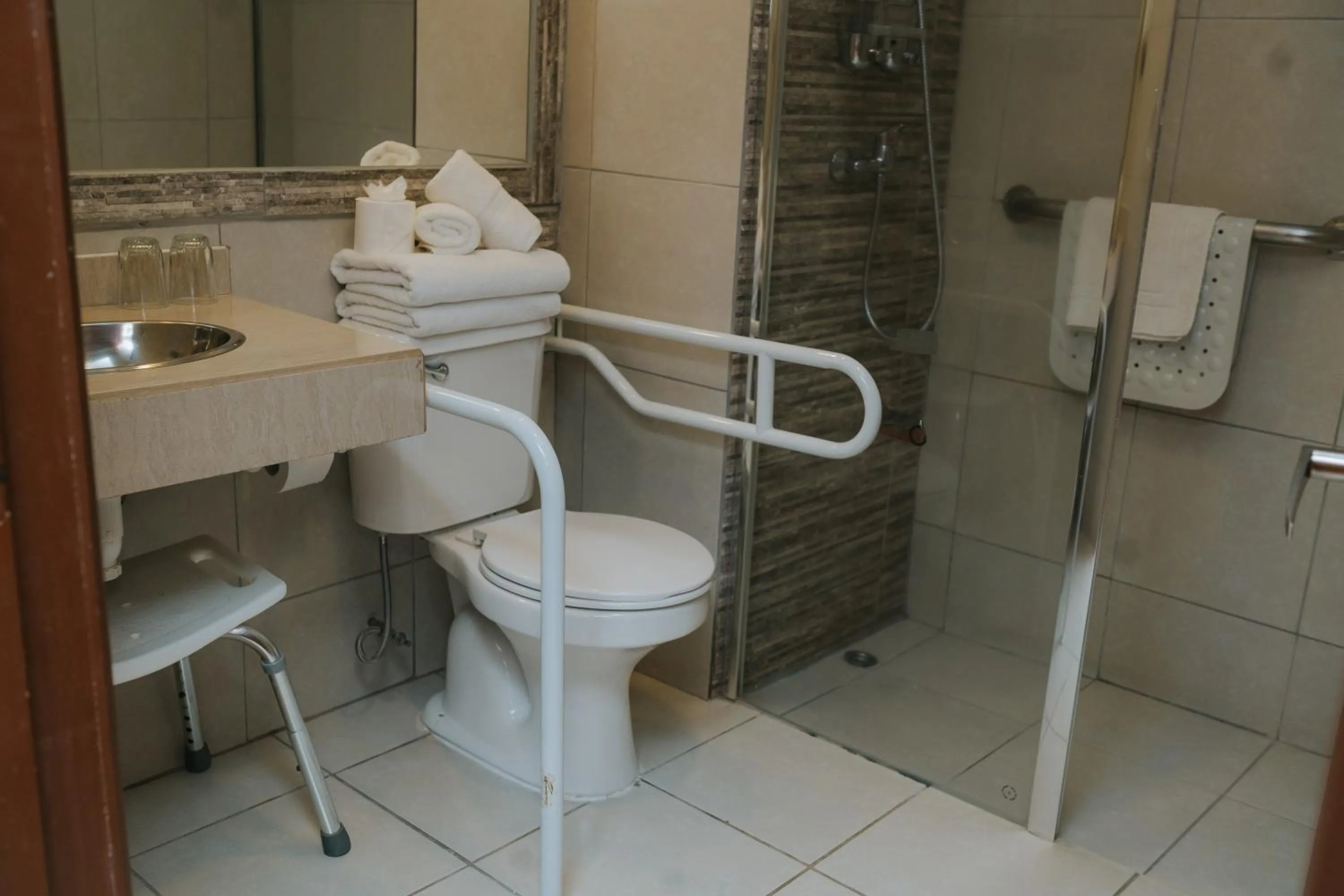 Bathroom in Hotel y cabañas Terrazas del Lago