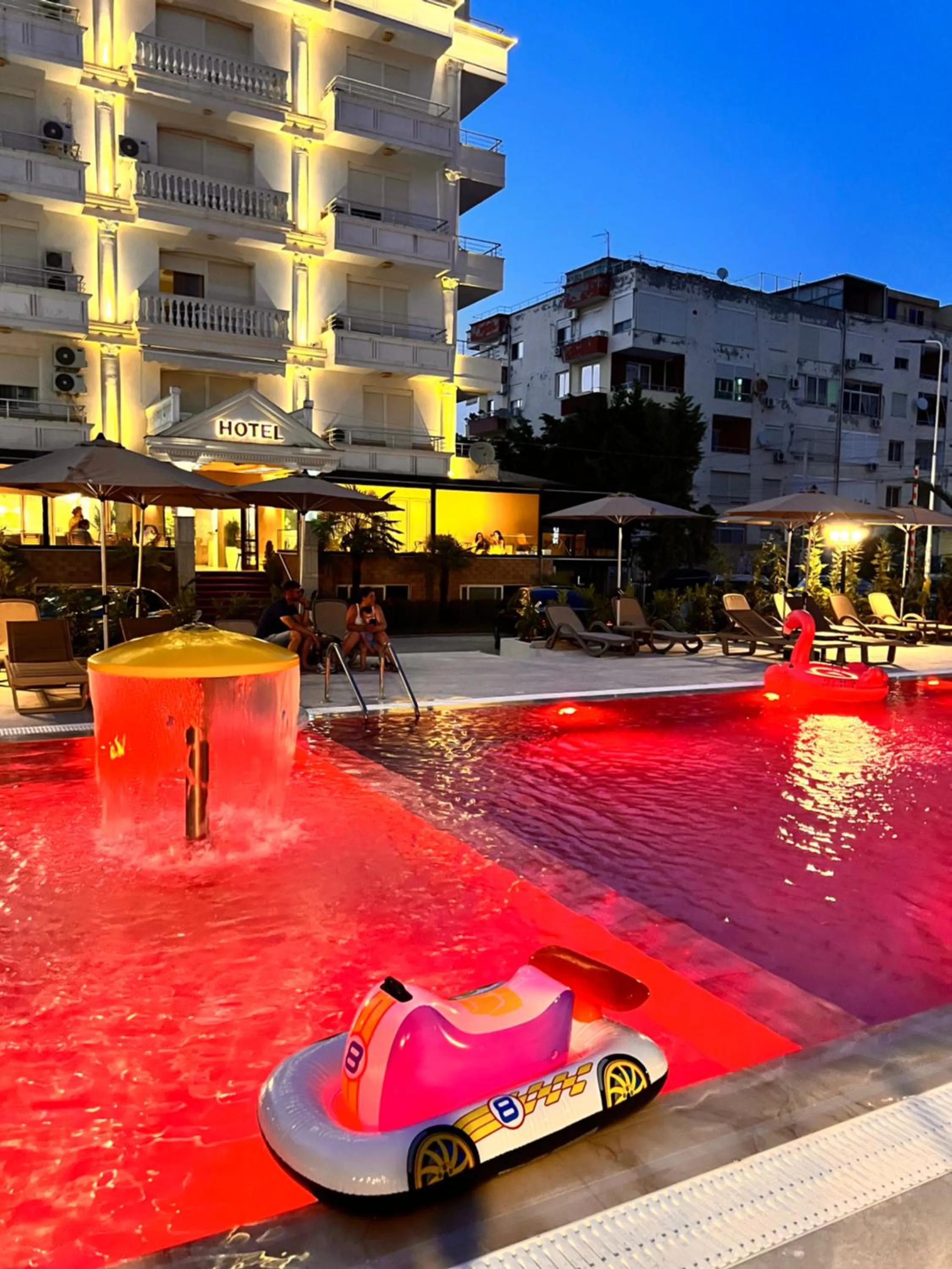 Property building in Lyden Hotel