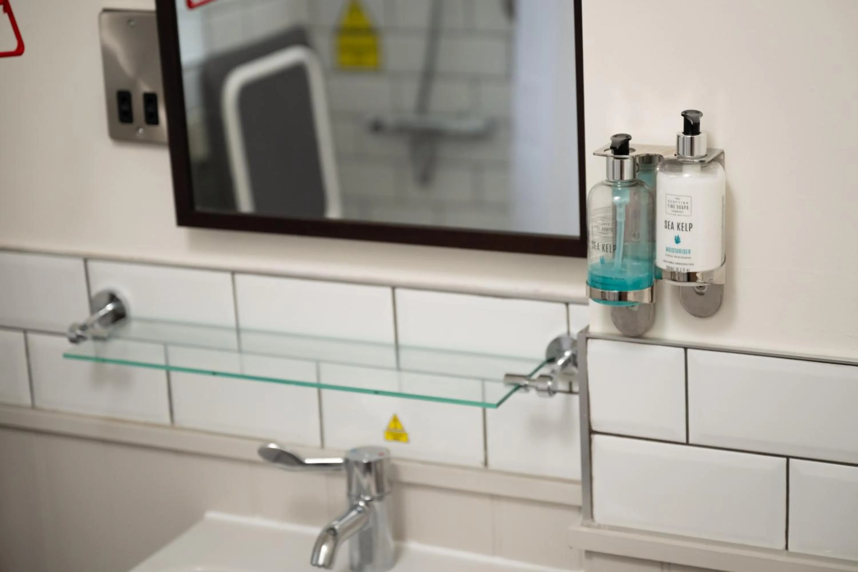 Bathroom in Rockingham Arms By Greene King Inns