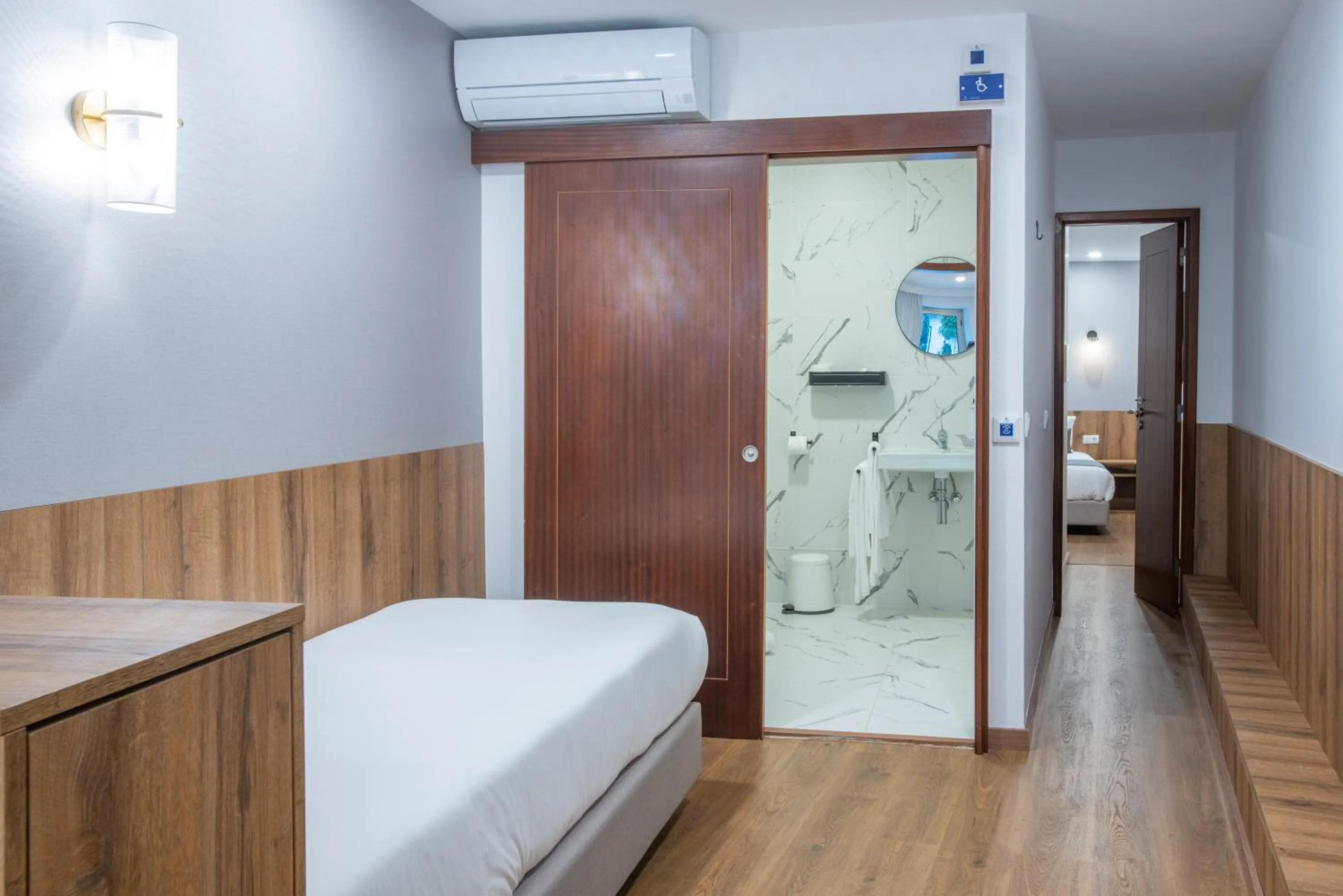 Shower in Hotel Rural Solar das Arcadas