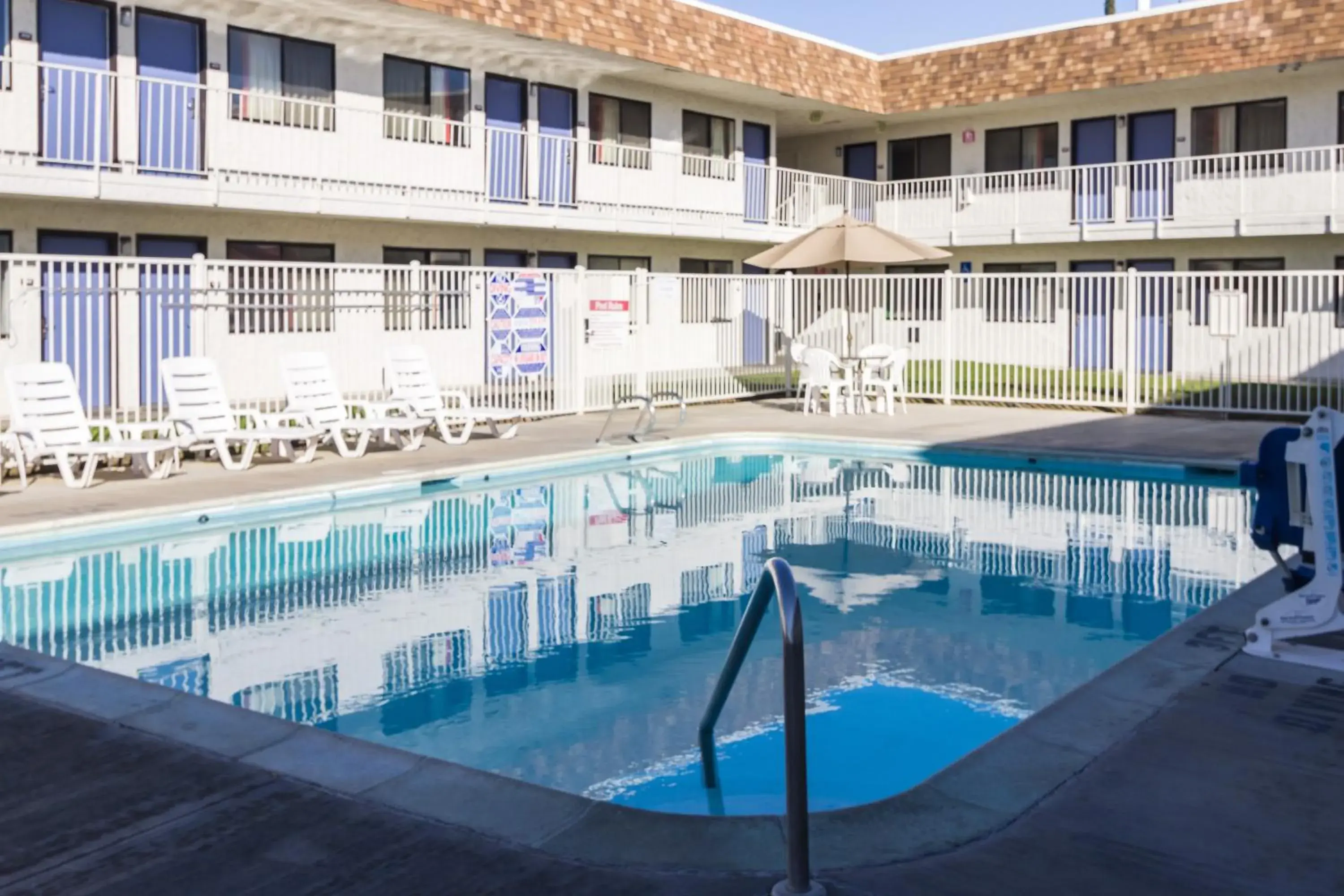 Swimming pool in Motel 6-Oroville, CA Swimming pool in Motel 6-Oroville, CA