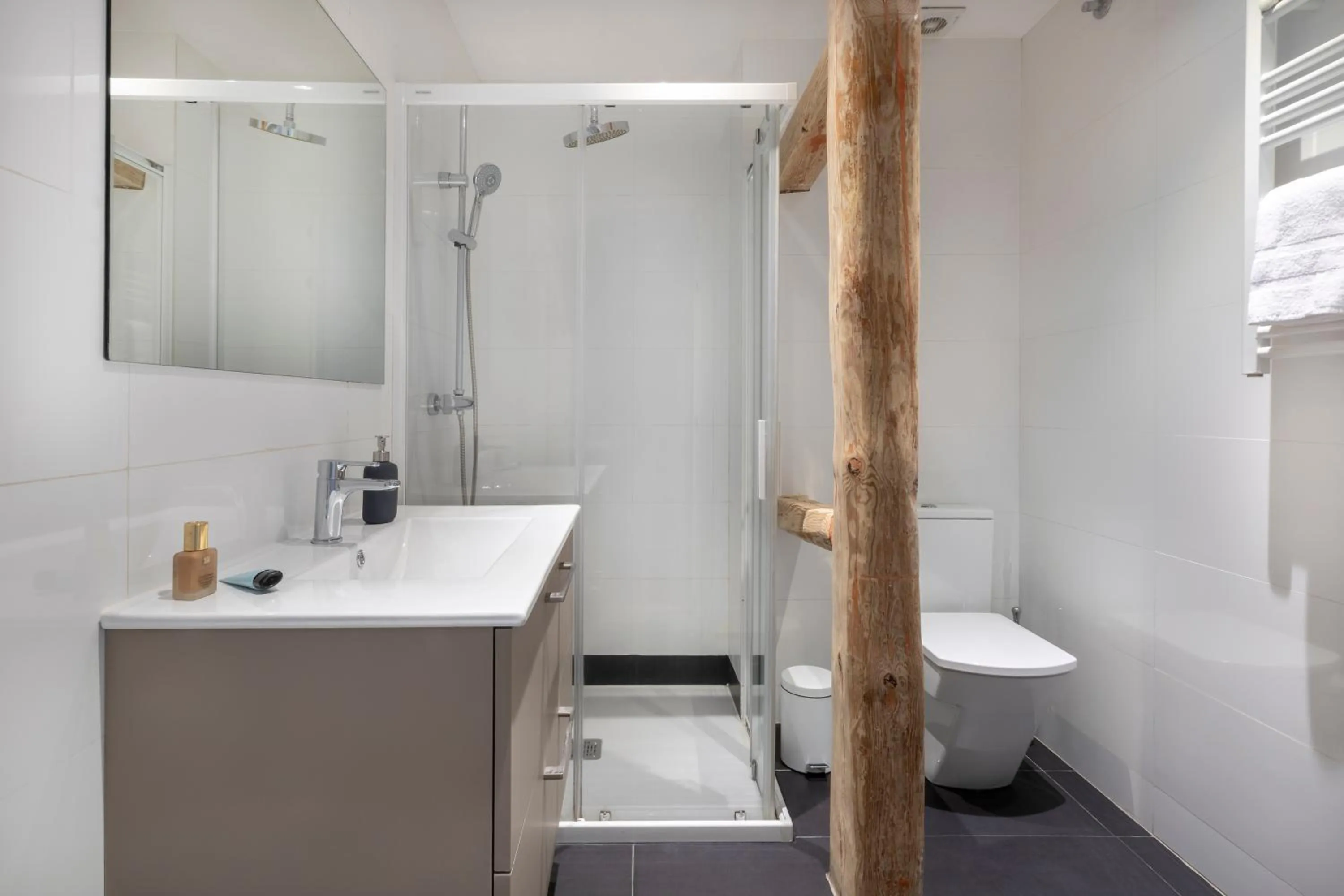 Bathroom in Slow Suites Chueca