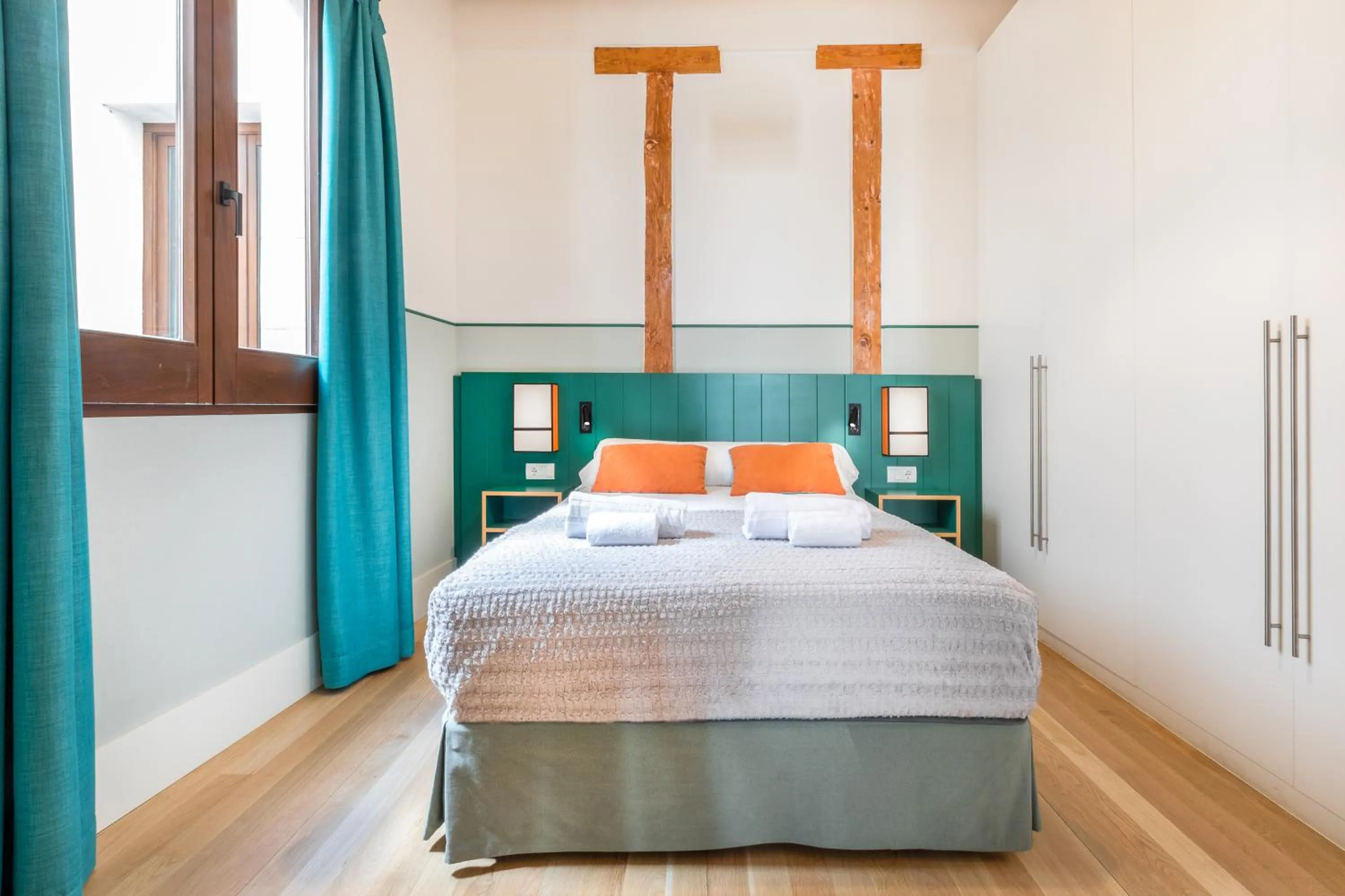 Bedroom, Bed in Slow Suites Chueca