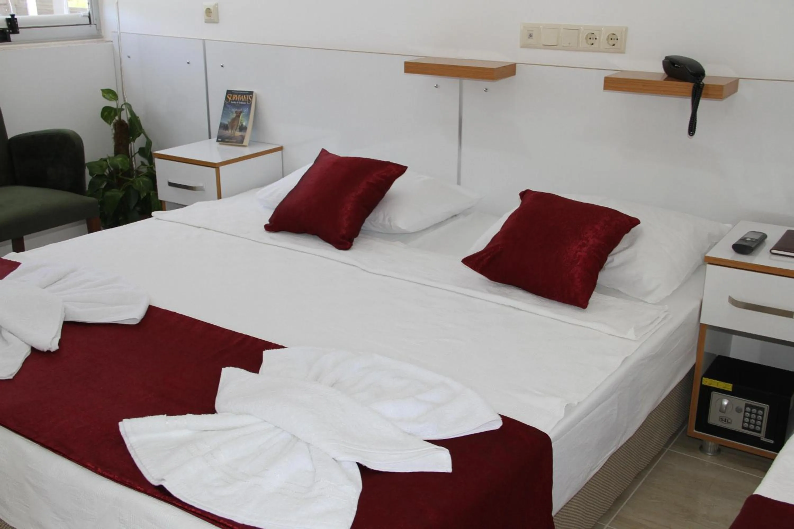 Bed in AELBİSTAN OTEL