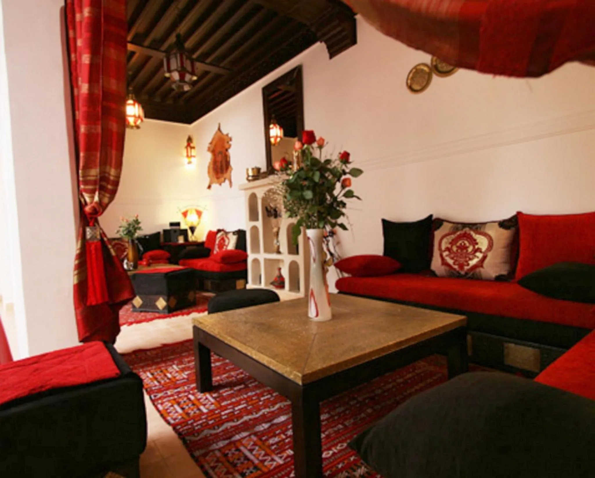 Communal lounge/ TV room in Riad Shaloma
