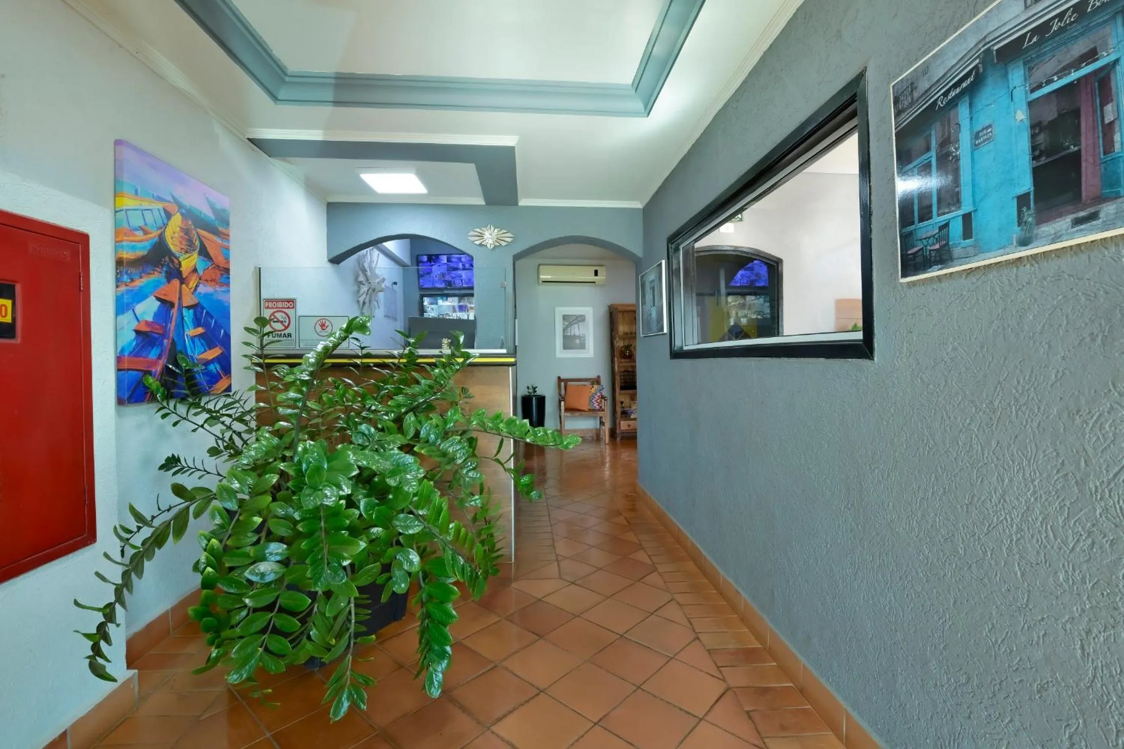 HOTEL SENADoR