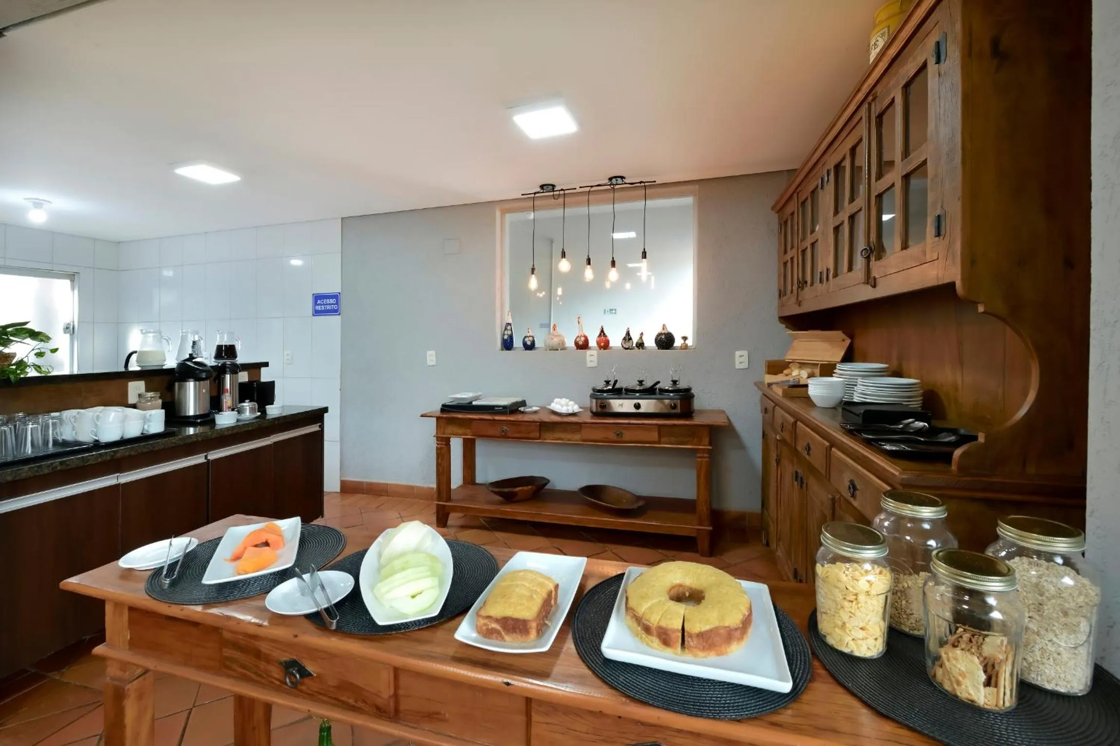 HOTEL SENADoR