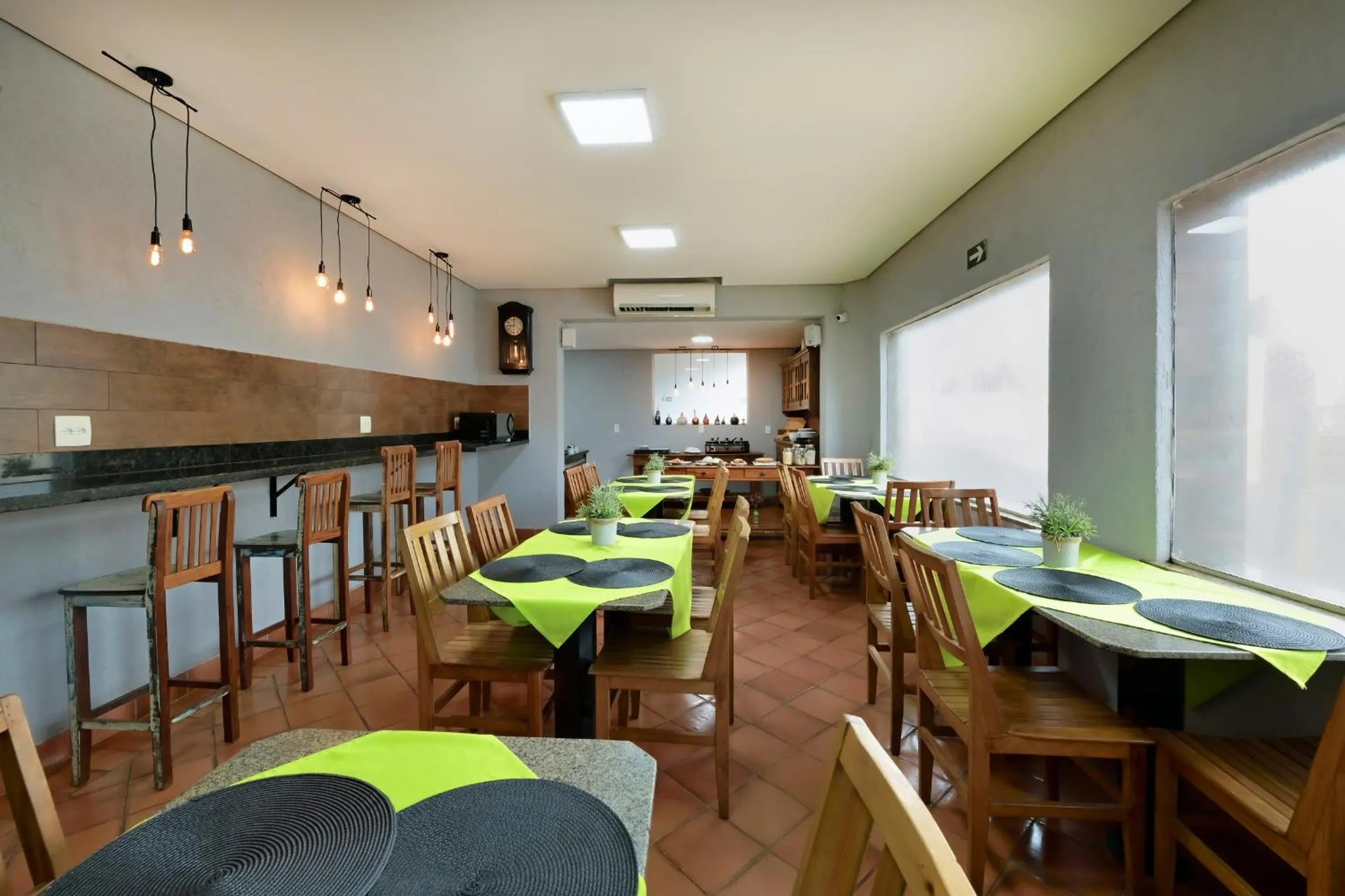 HOTEL SENADoR