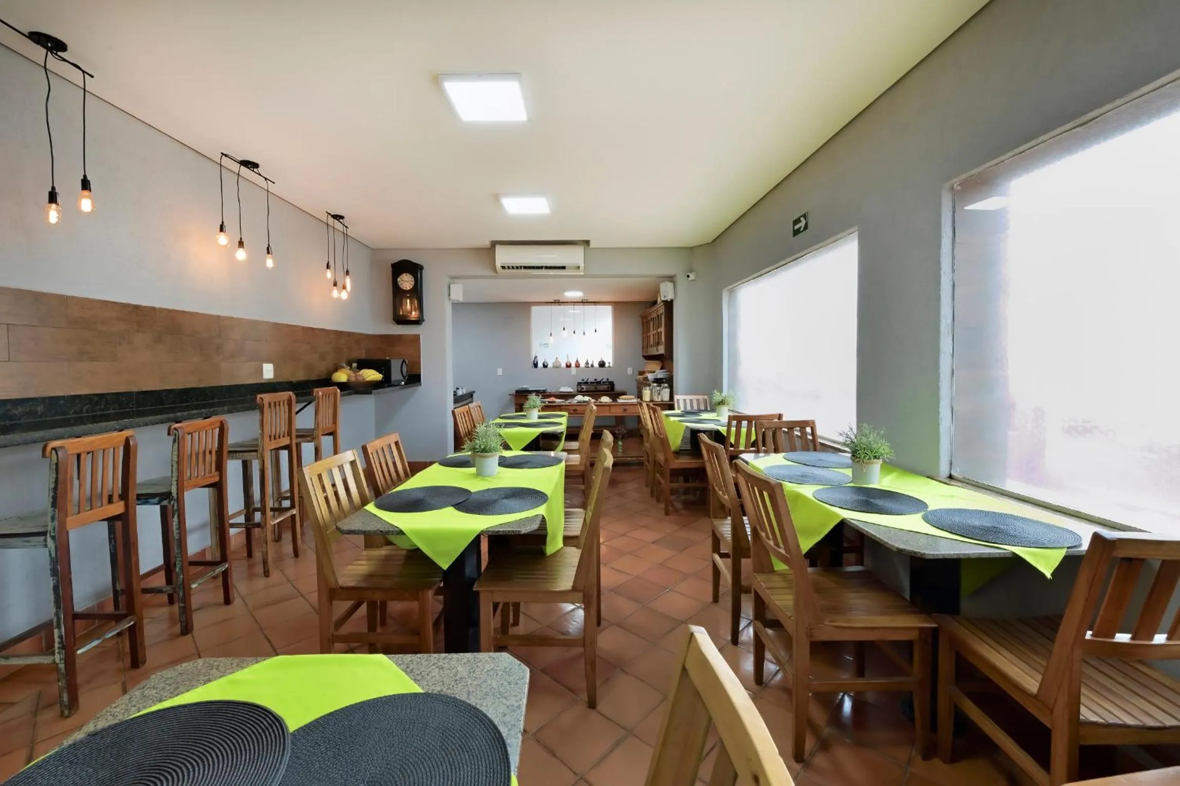 HOTEL SENADoR
